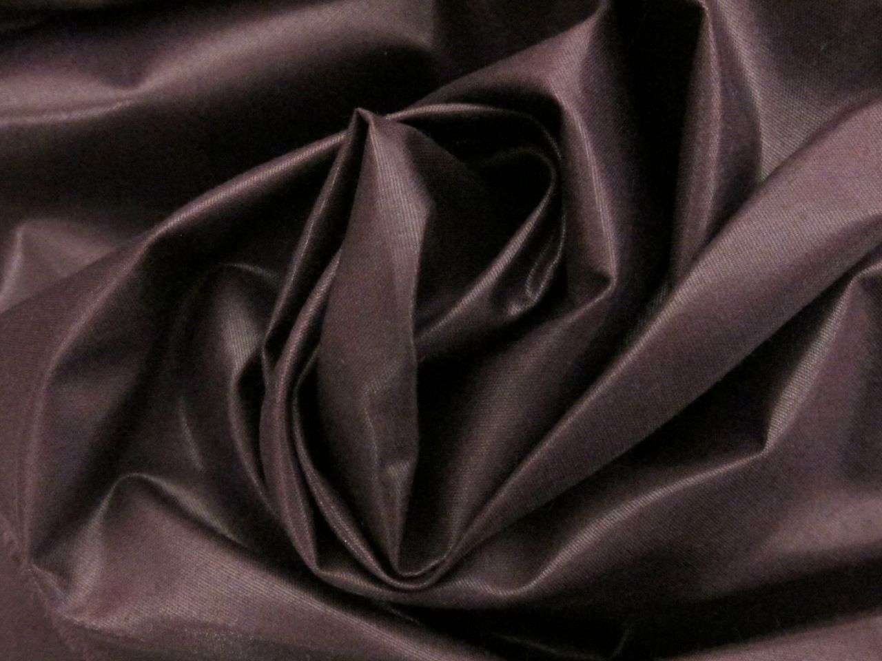 Cotton Poly Chintz in Mulberry0