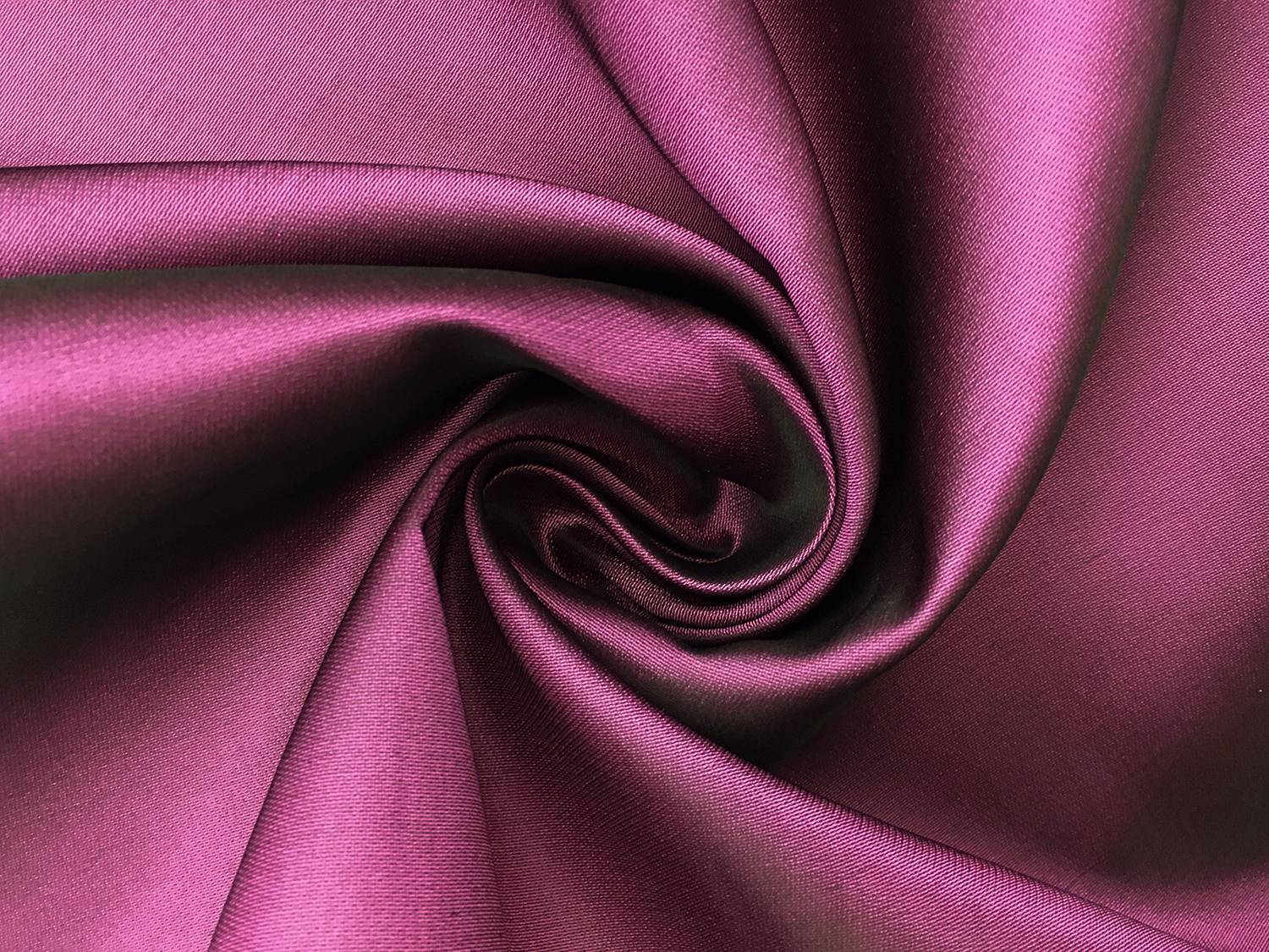 Silk and Polyester Zibeline in Magenta0