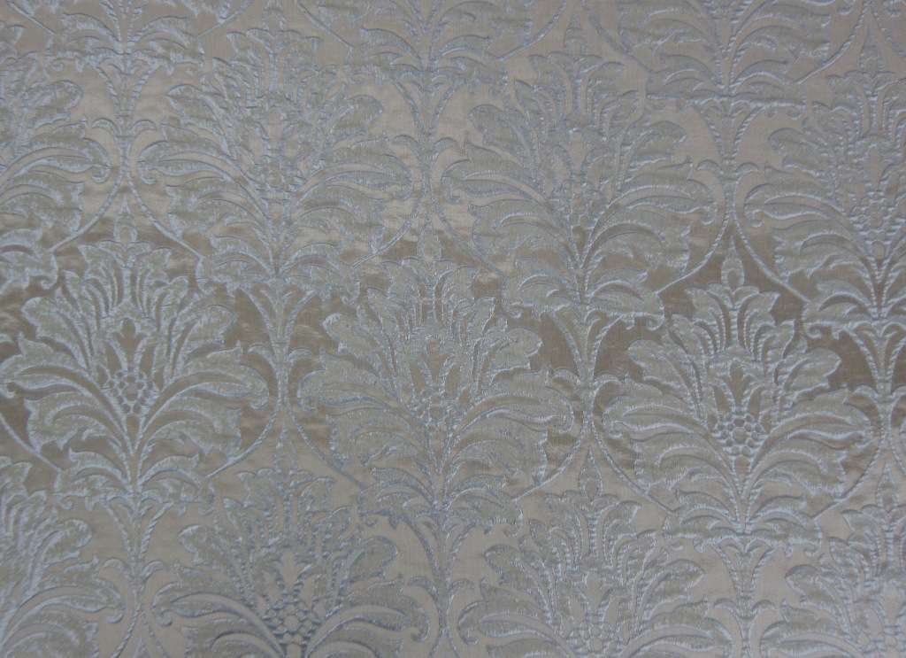 Poly Metallic Cloque0