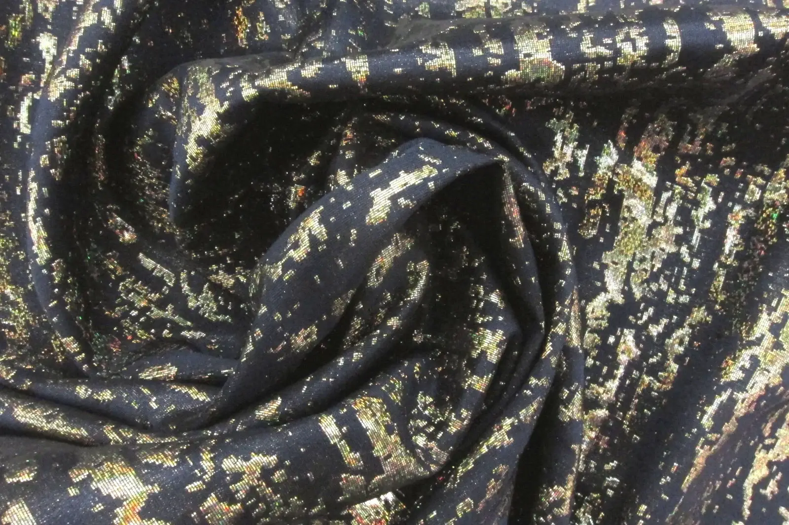 Metallic Hologram Damask3