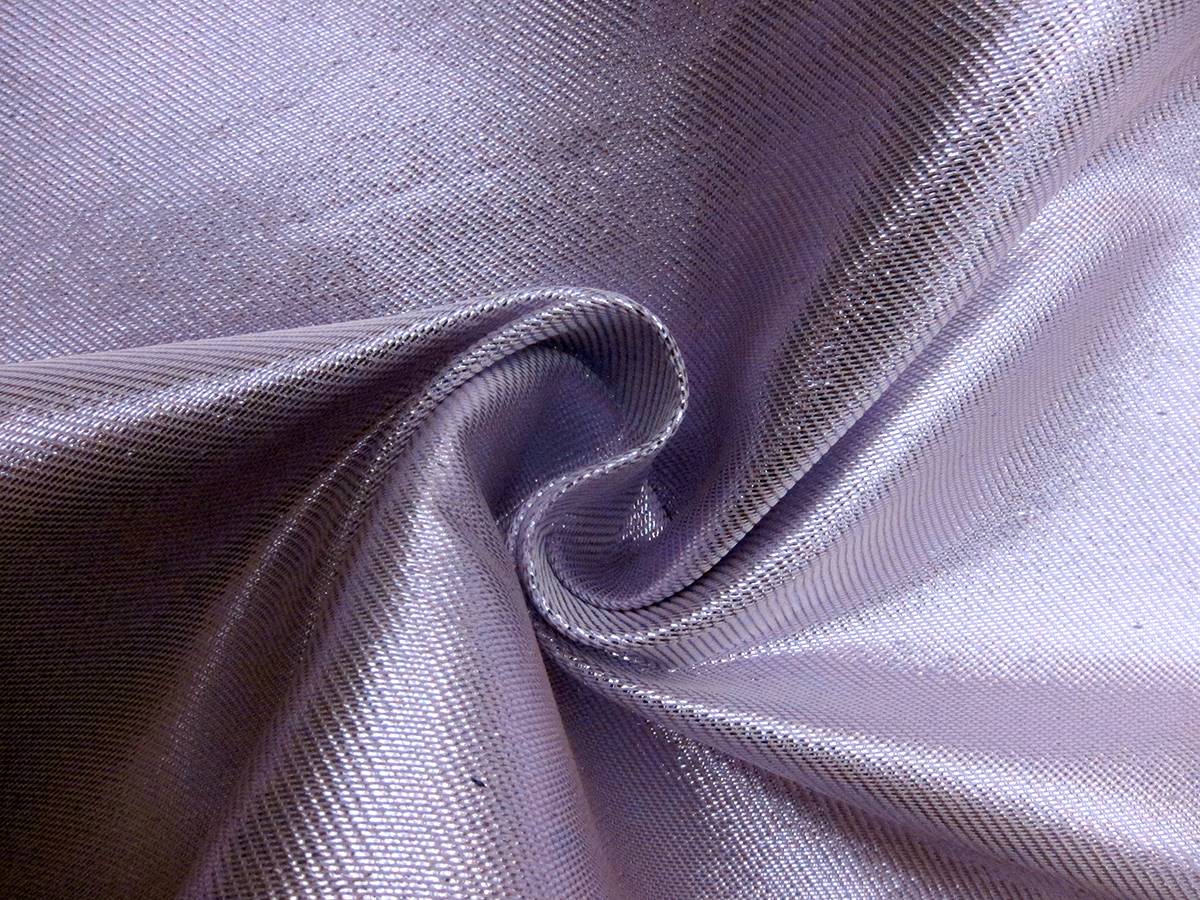 Metallic Silk Peau D'ange1