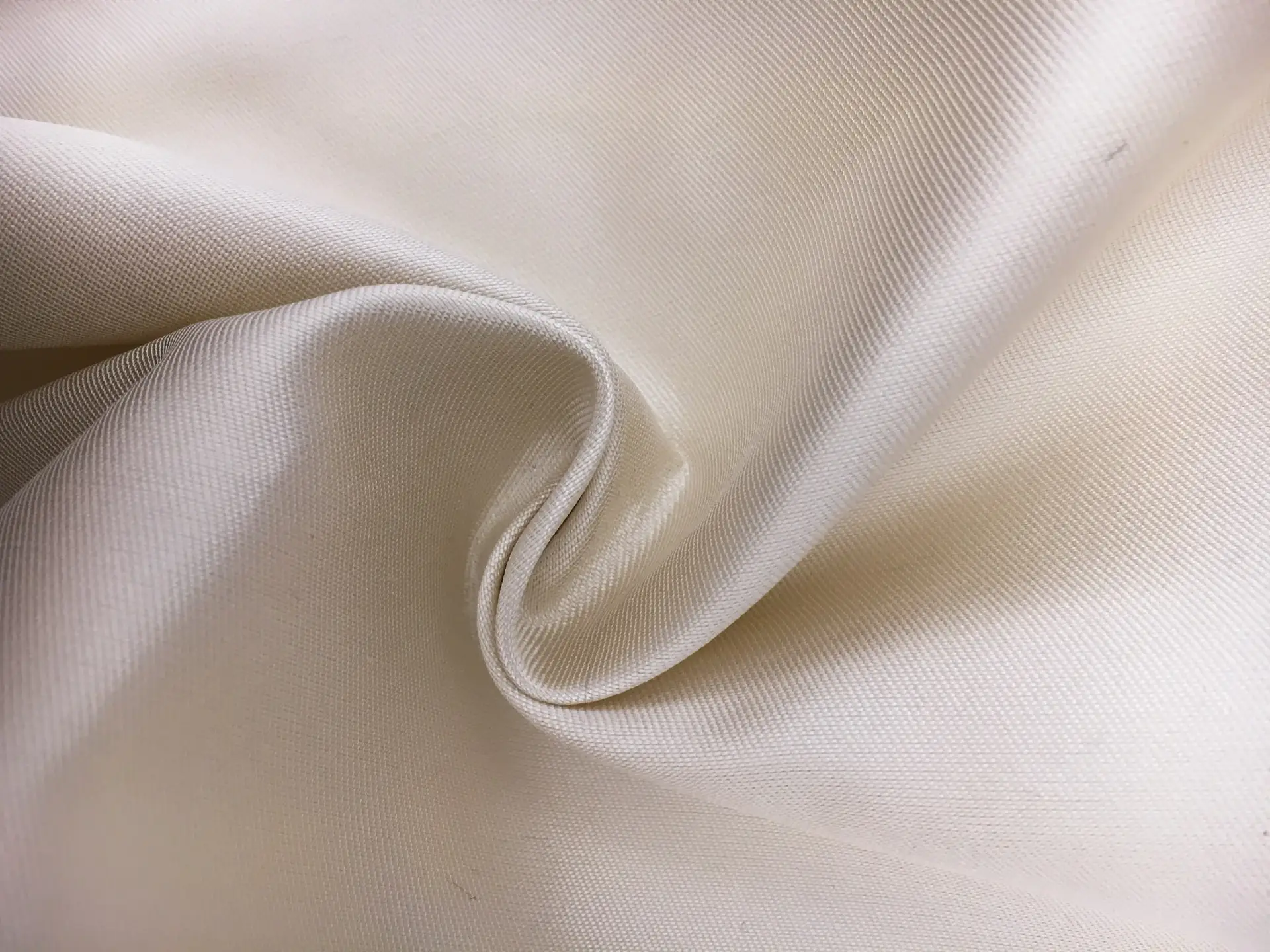Valentino Silk Zibeline0