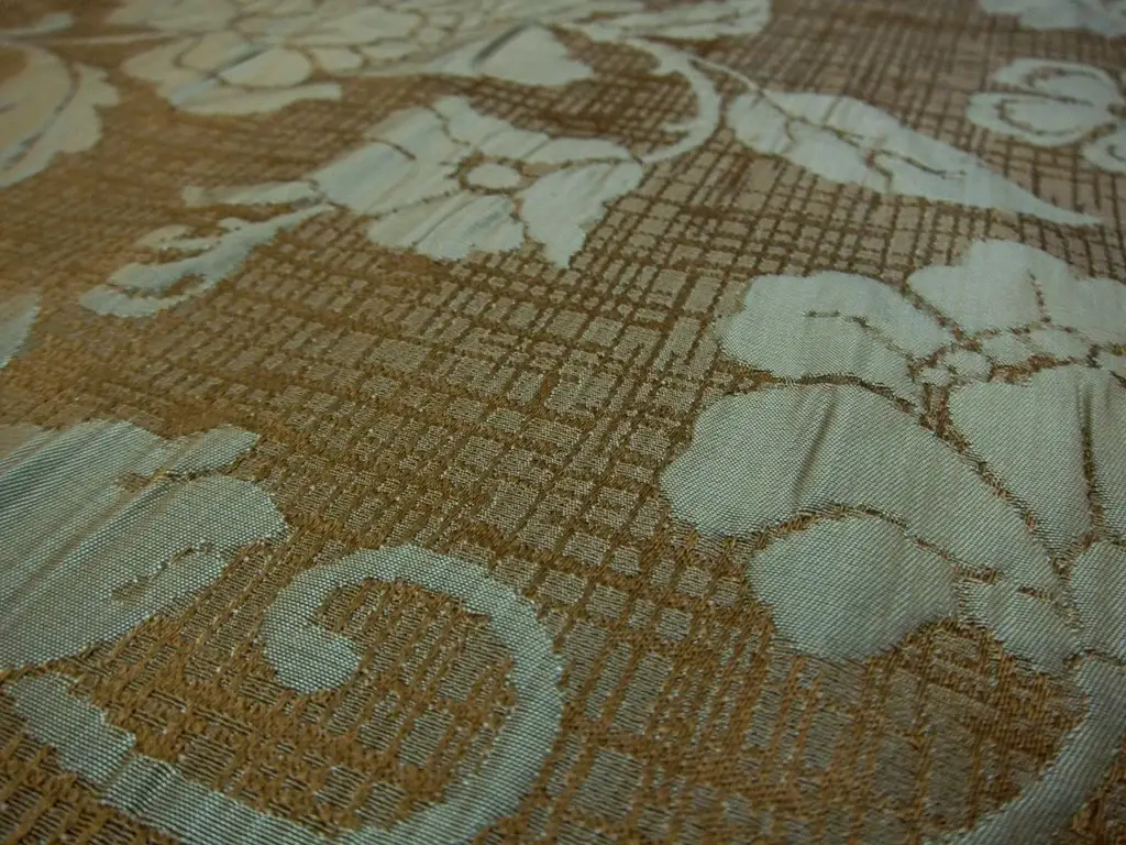 Silk Brocade2