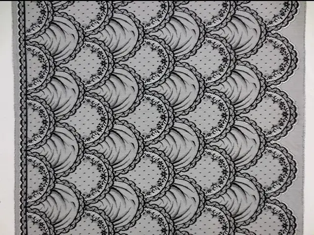 Chantilly Lace3