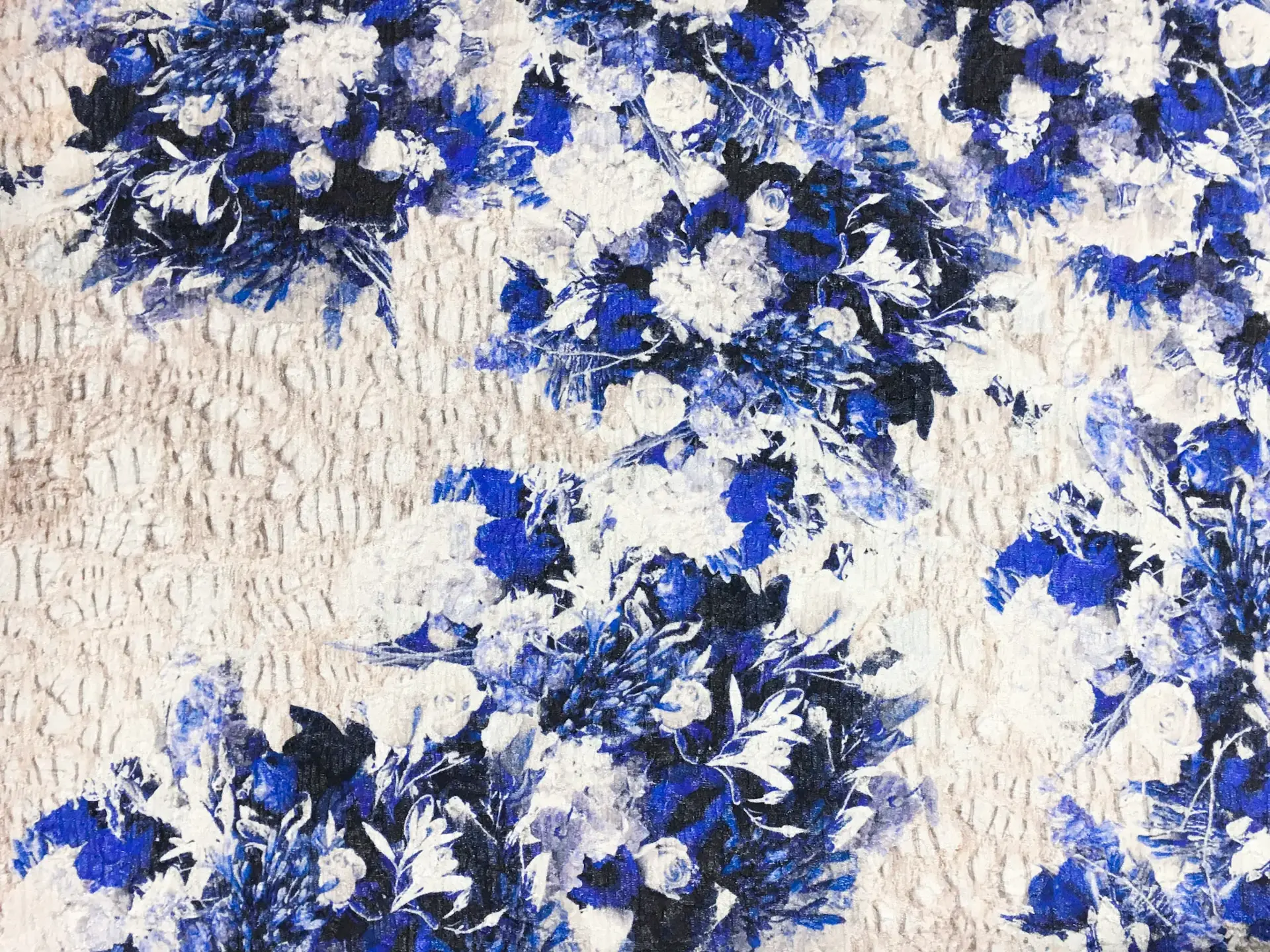 Metallic Silk Blend Matelassé with Floral Bouquets0