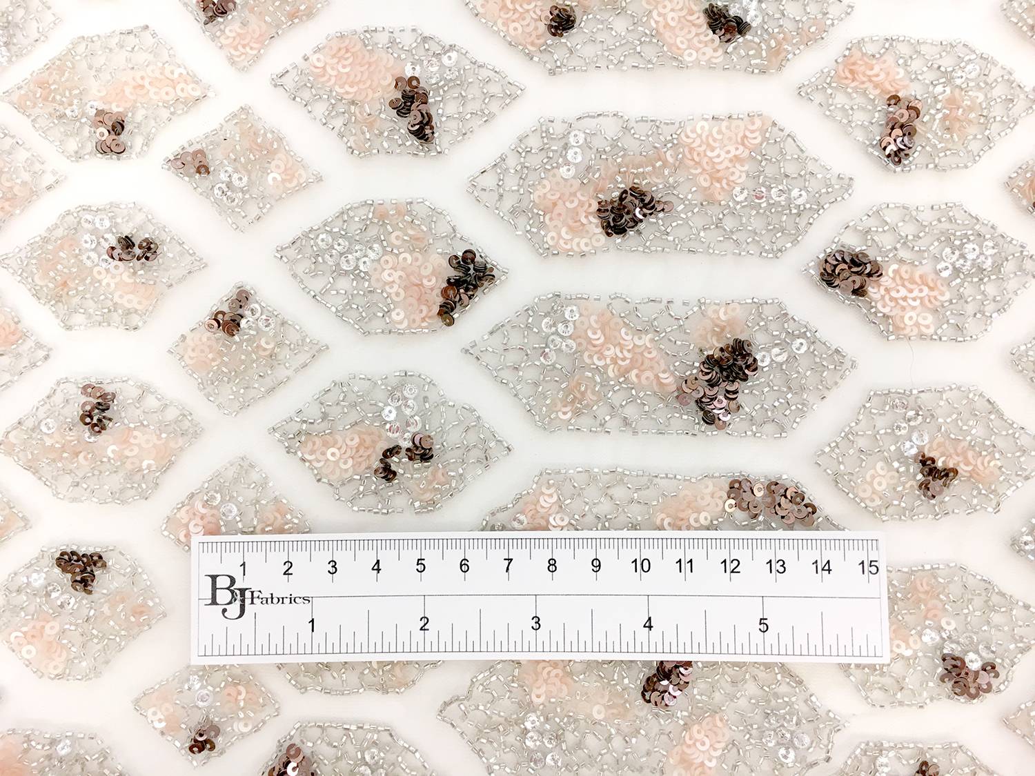 Beaded Illusion with Scale Like Pattern1