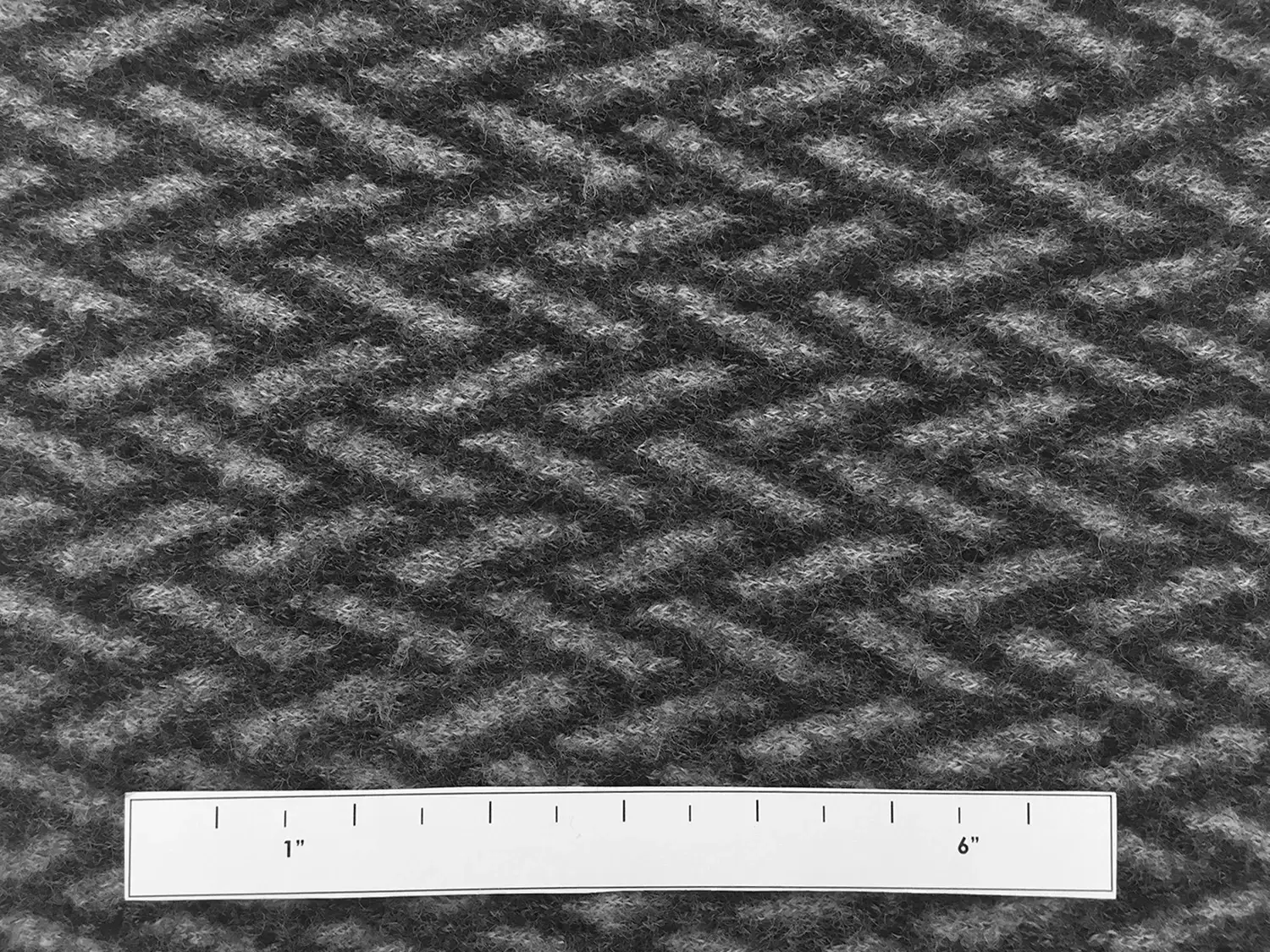 Virgin Wool Knit Herringbone1