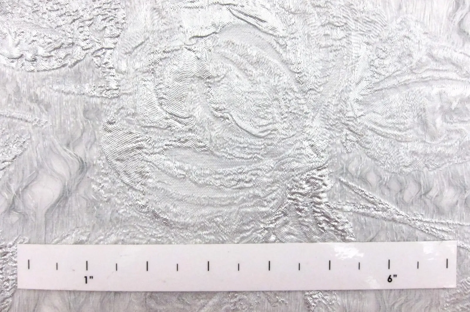 Silk Blend Metallic Cloqué1