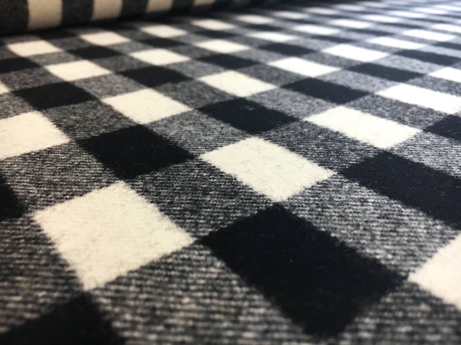 Italian Virgin Wool Shepherds Check 0