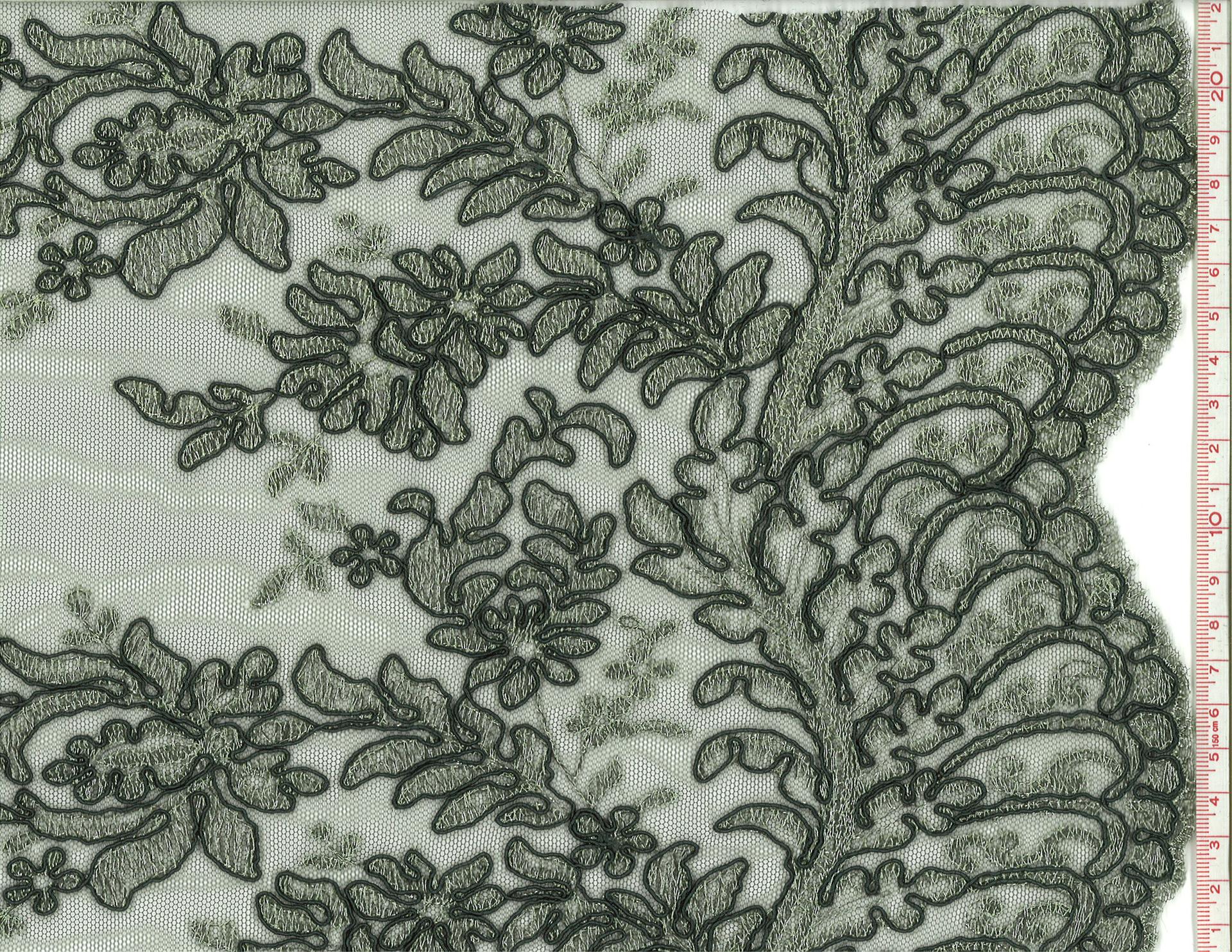 EMBROIDERED ILLUSION0