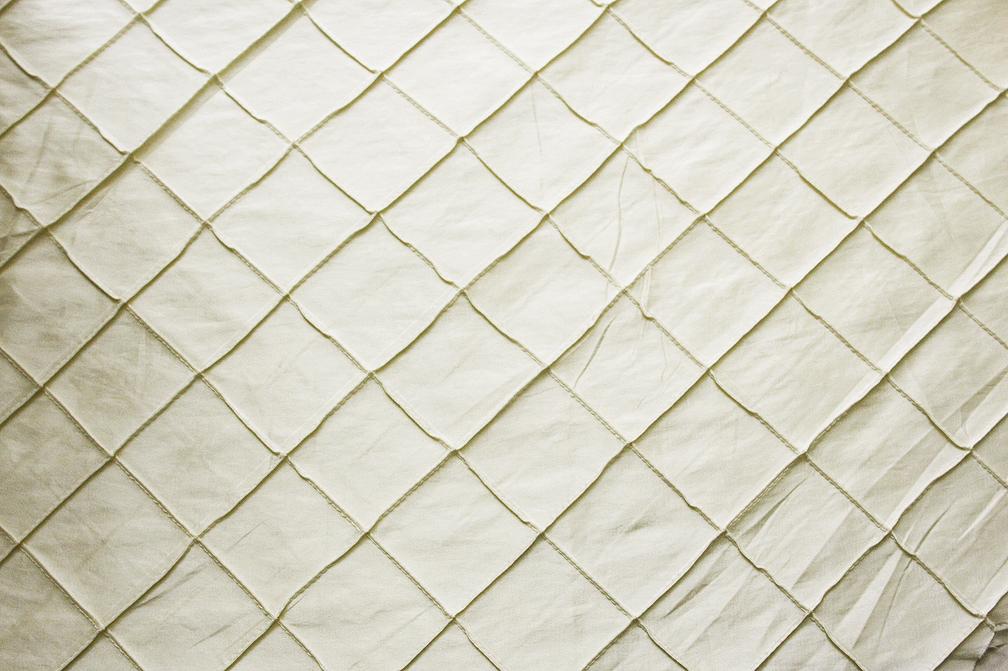 Pintuck Taffeta0