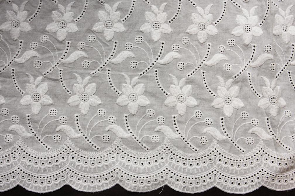 Cotton Eyelet in Off White1