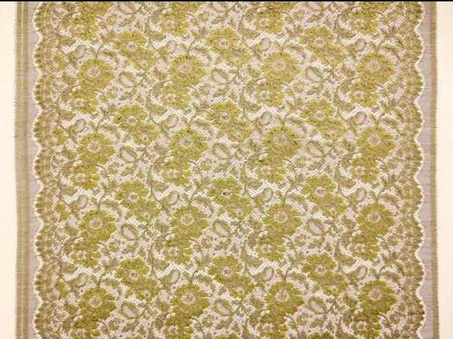 Metallic Chantilly Lace3