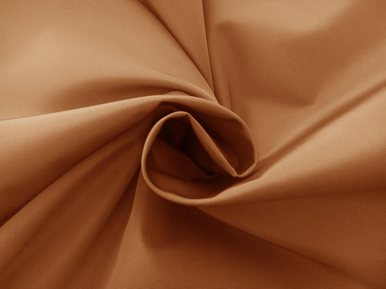 Taffeta Water Repellent Rainwear in Wild Mink1