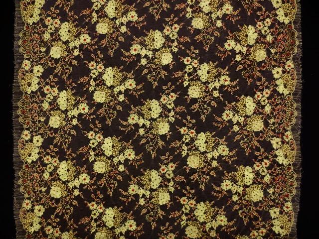 Beaded Metallic Chantilly Lace3