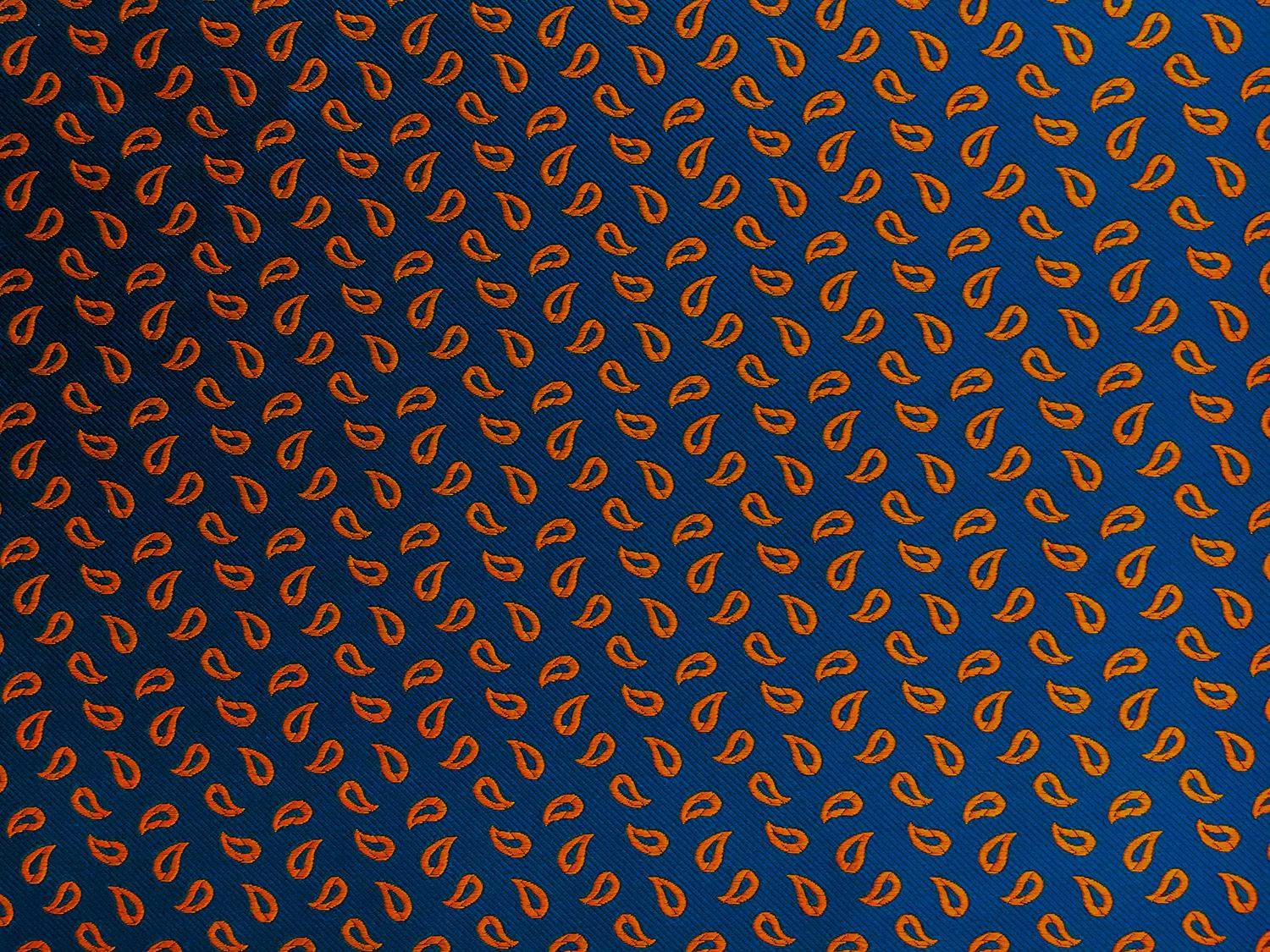 Silk Jacquard with Small Teardrop Shapes2