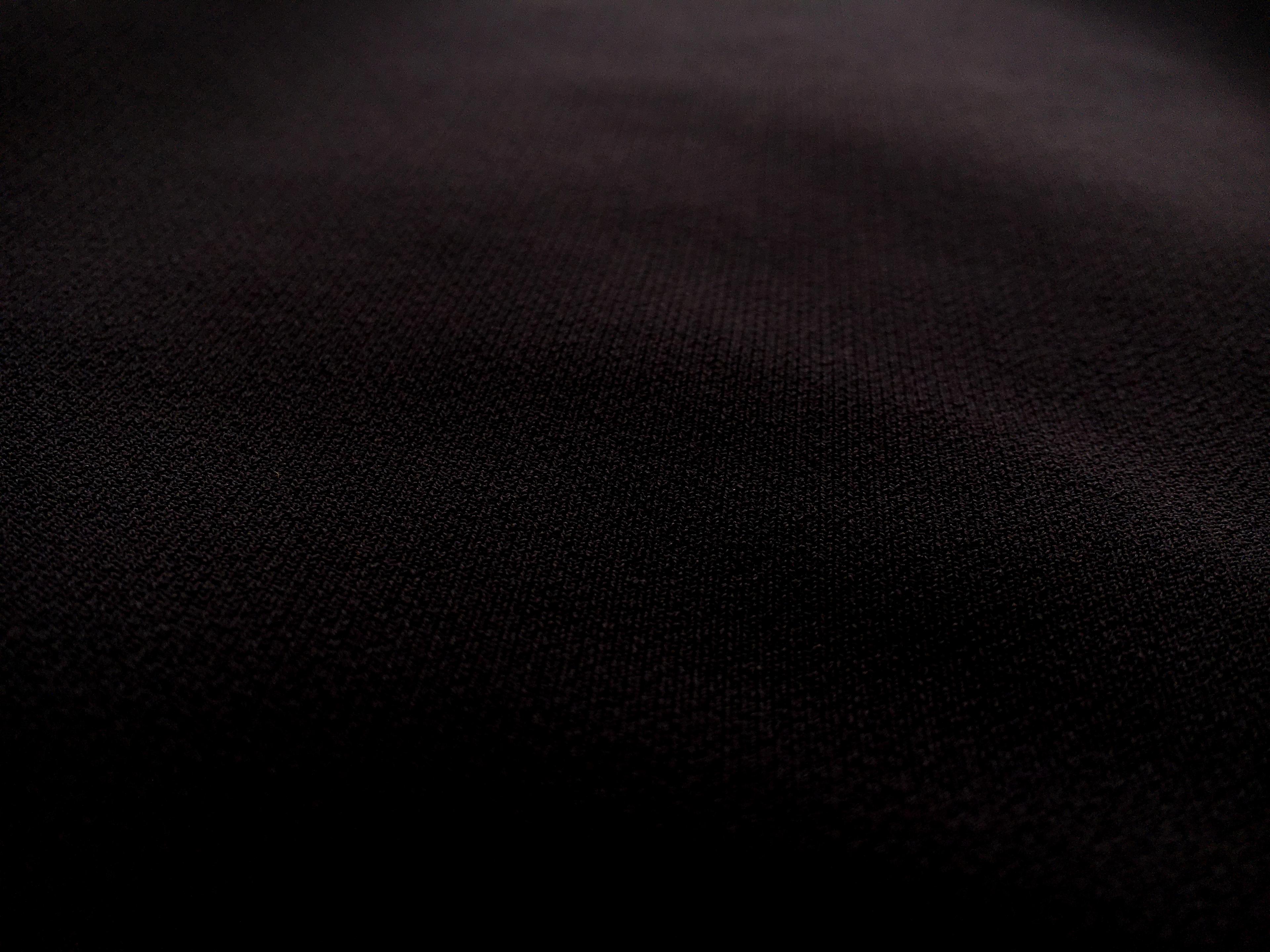 Sponge Crepe in Black1