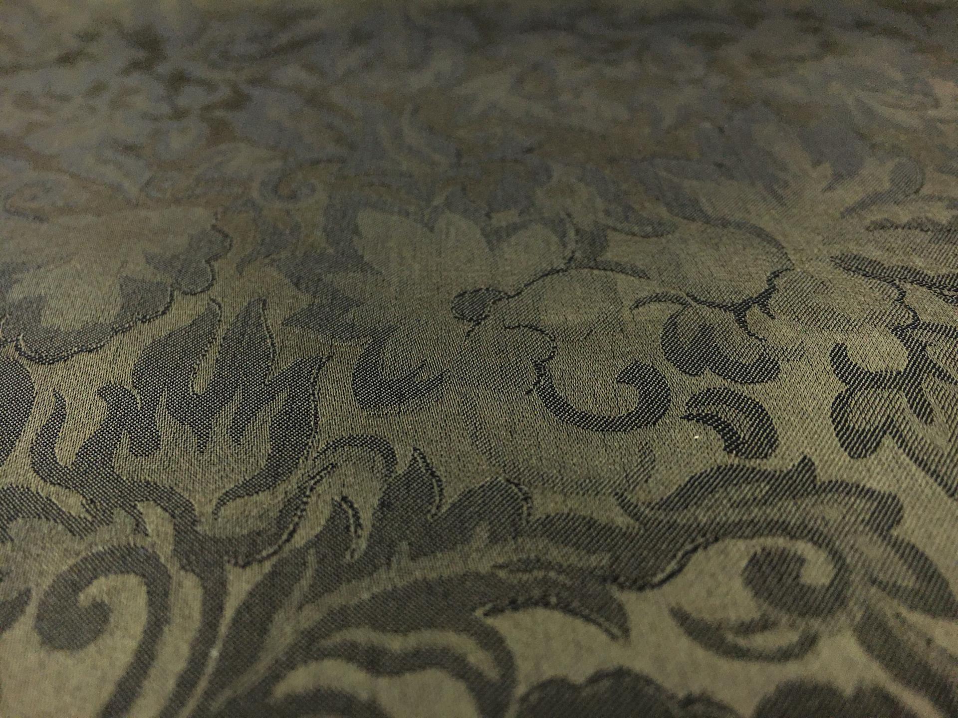 Silk Jacquard0