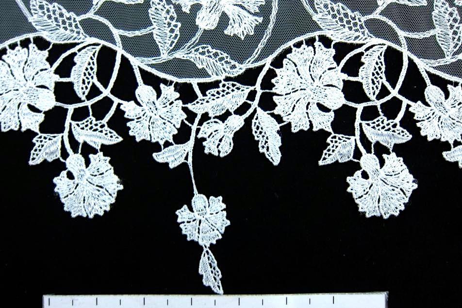 Embroidered Illusion1