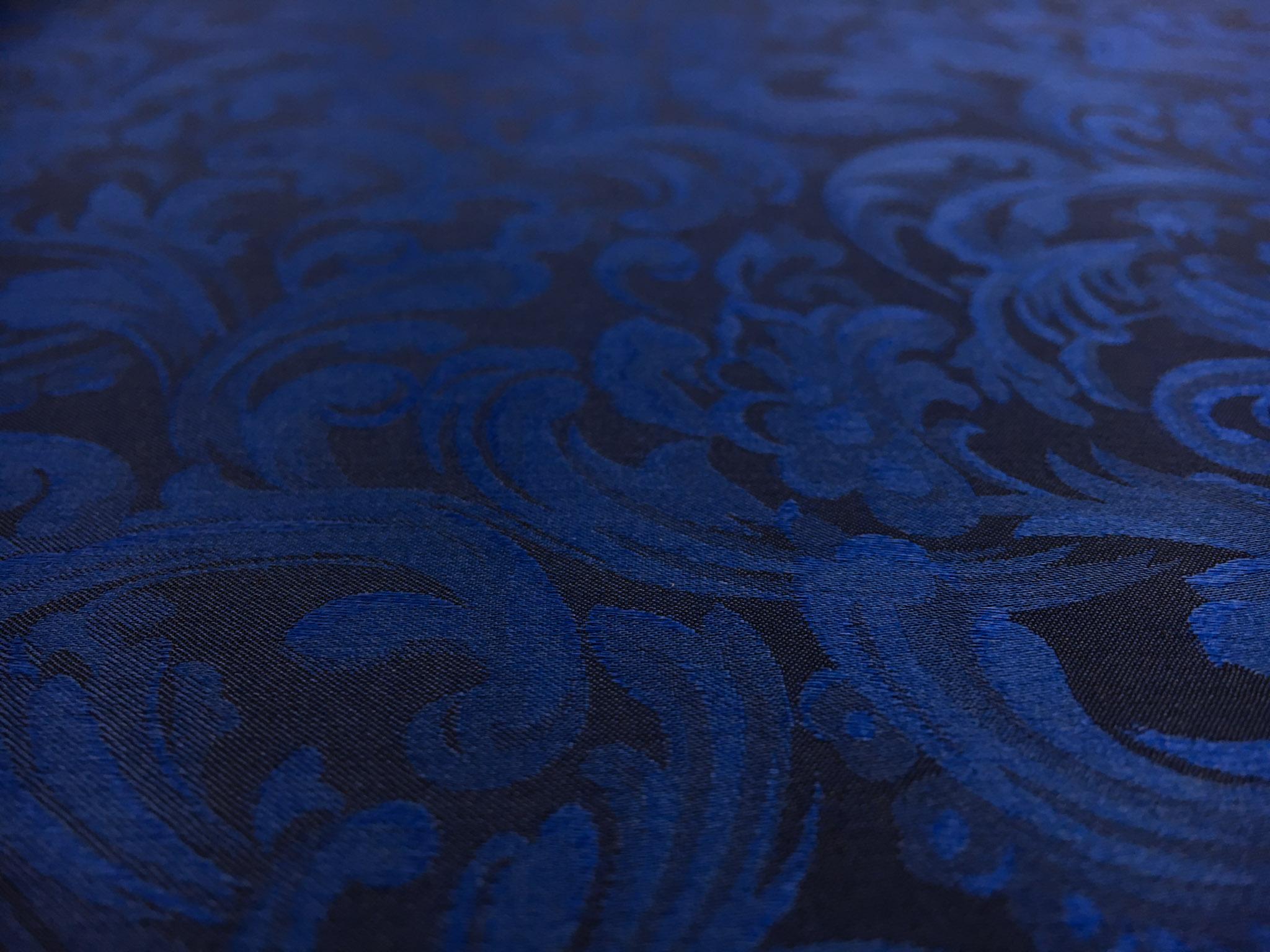 Silk Jacquard0