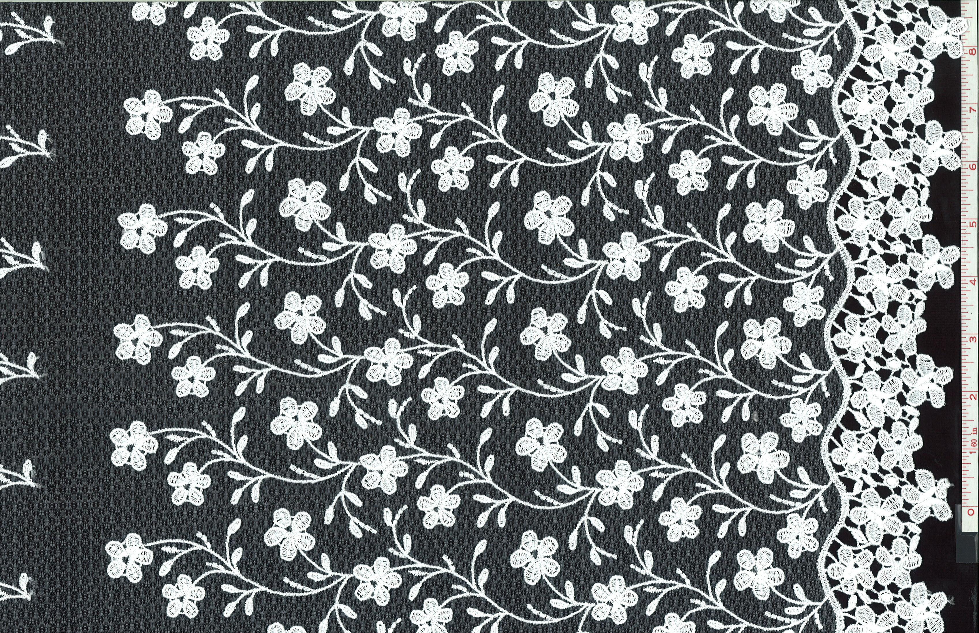 EMBROIDERED SOUFFLÉ NET1