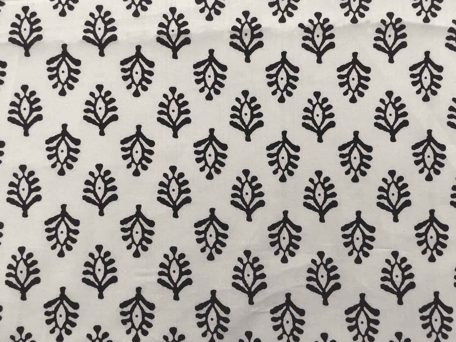 Cotton Lawn Black & White Leaf Eye Print 0