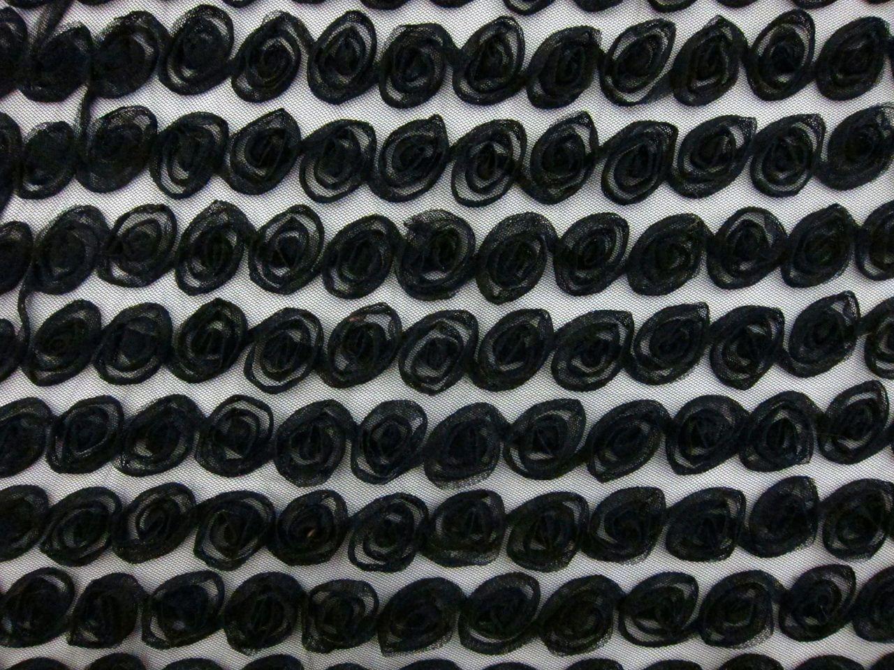 Tulle Rosettes on Tulle0