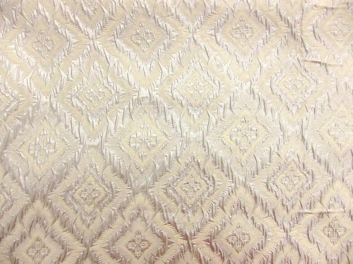 Metallic Geometric Cloqué0