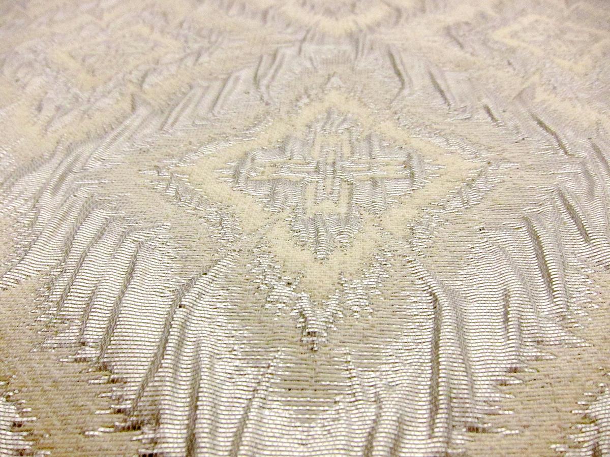 Metallic Geometric Cloqué1