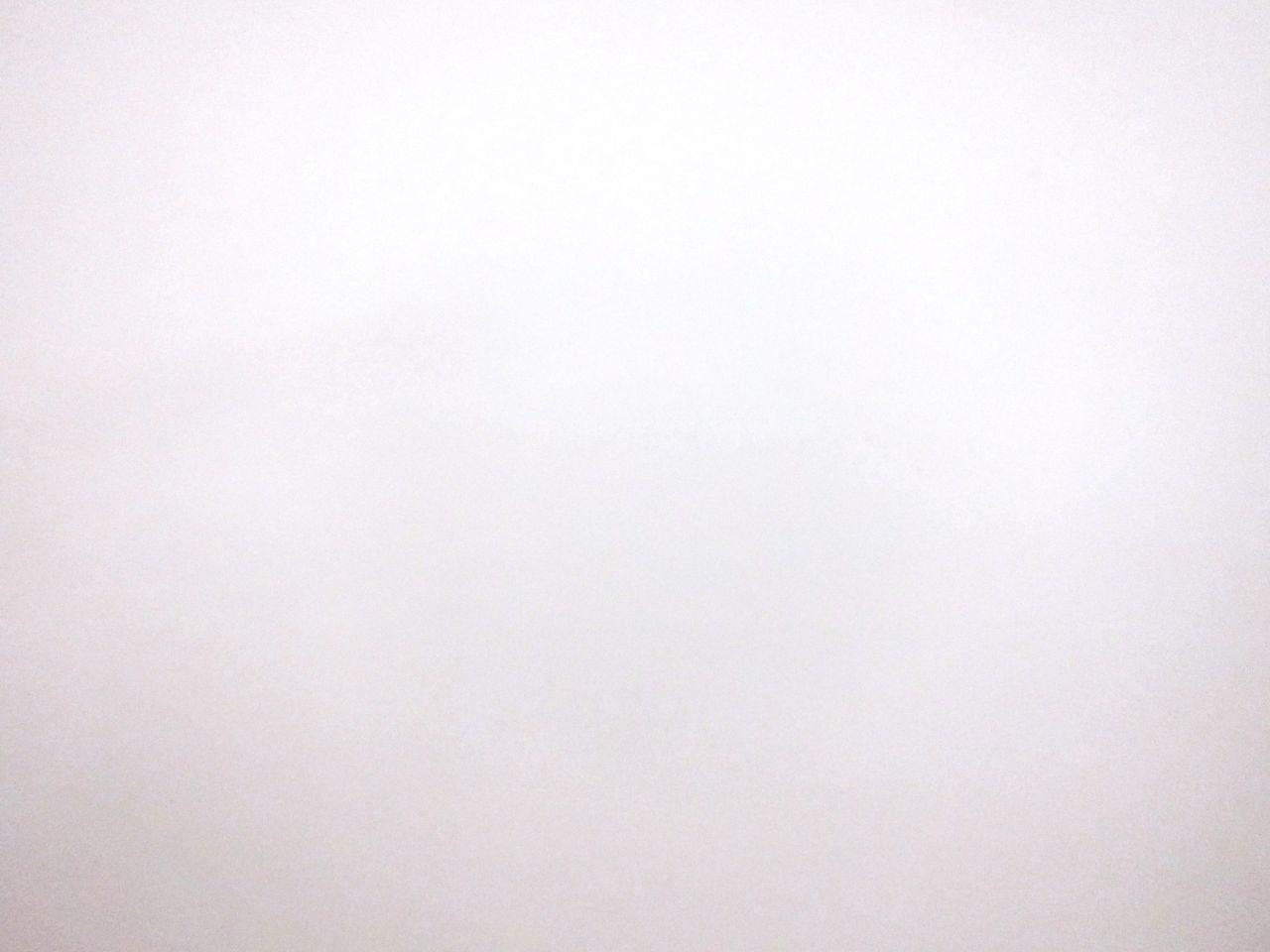 Stretch Faux Leather in White0