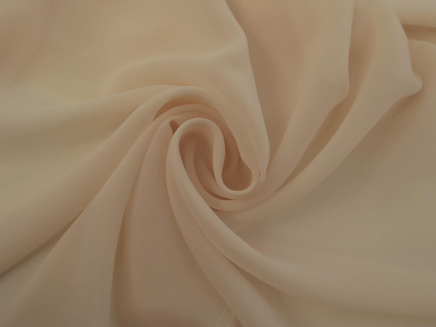 Polyester Double Georgette in Champagne