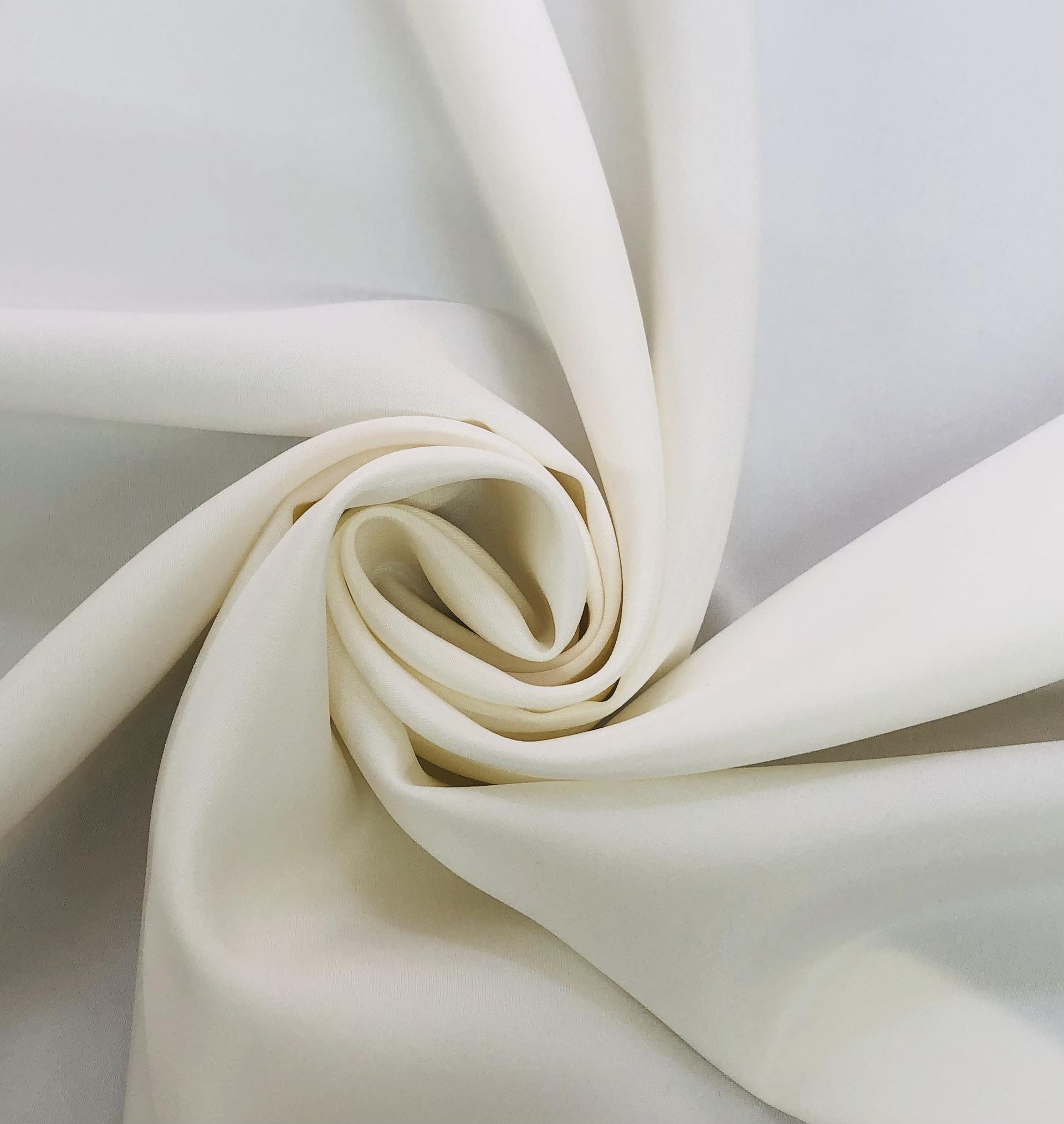 Stretch 3-Ply Silk in Ivory 94% Silk 6% Spandex