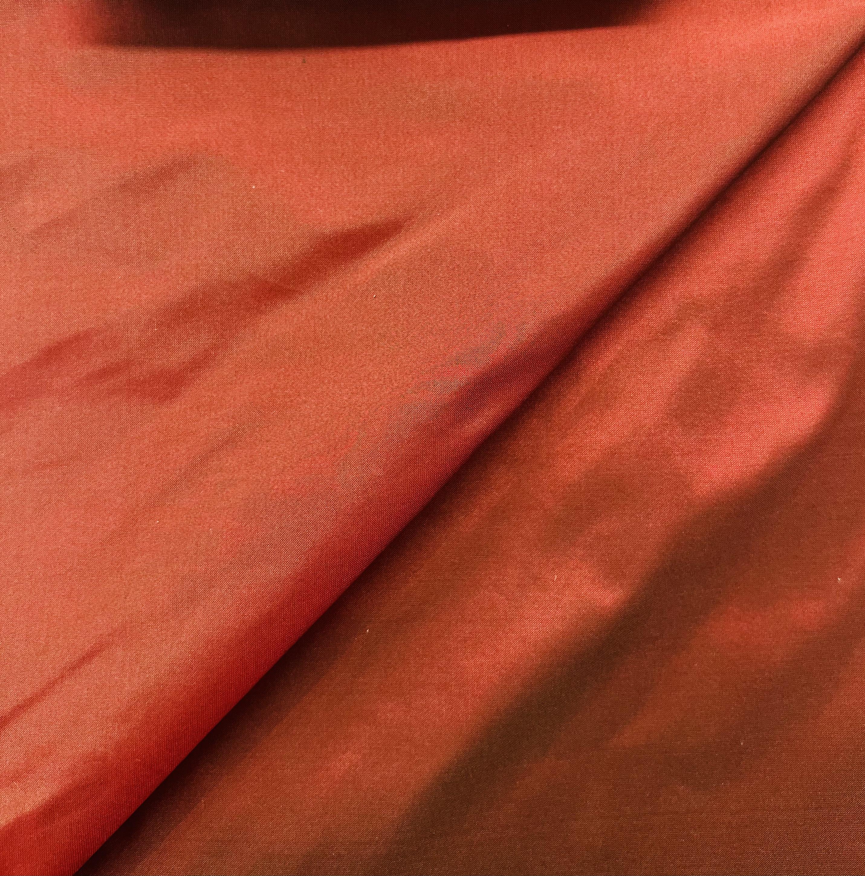 Iridescent Silk Taffeta in Spruce/Red