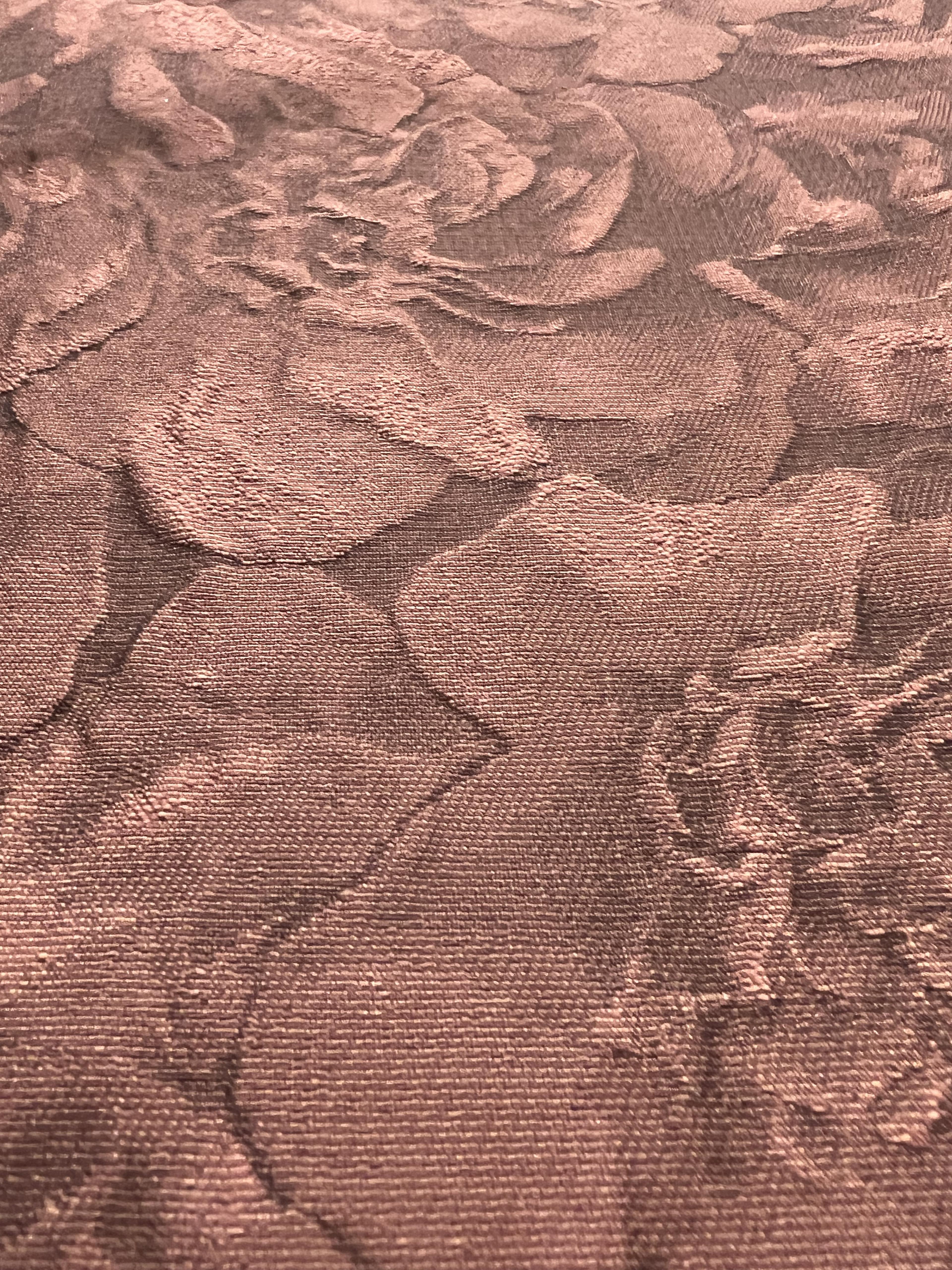 Polyester Matelassé in Dusty Rose