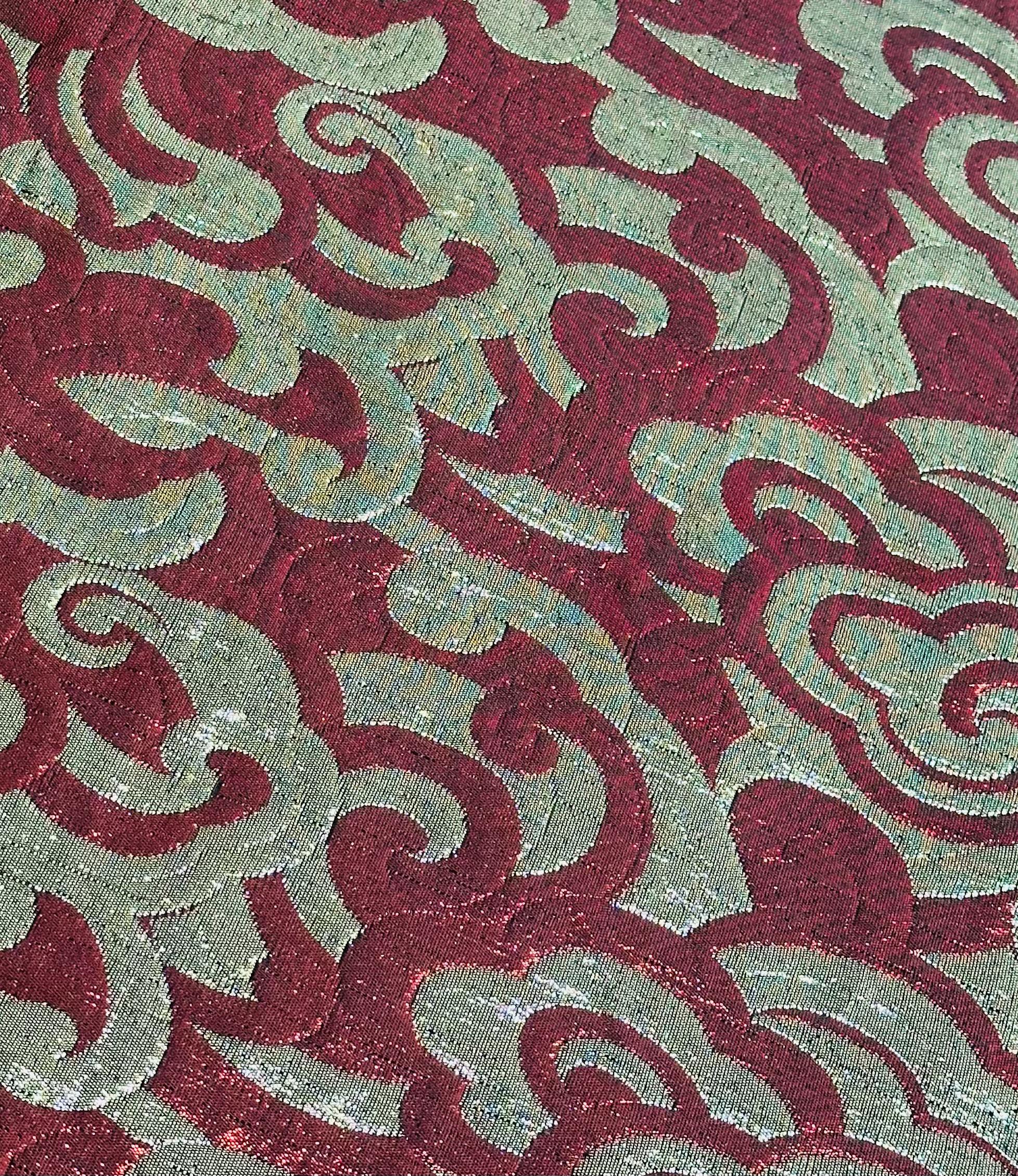Acetate/Metallic Swirl Brocade