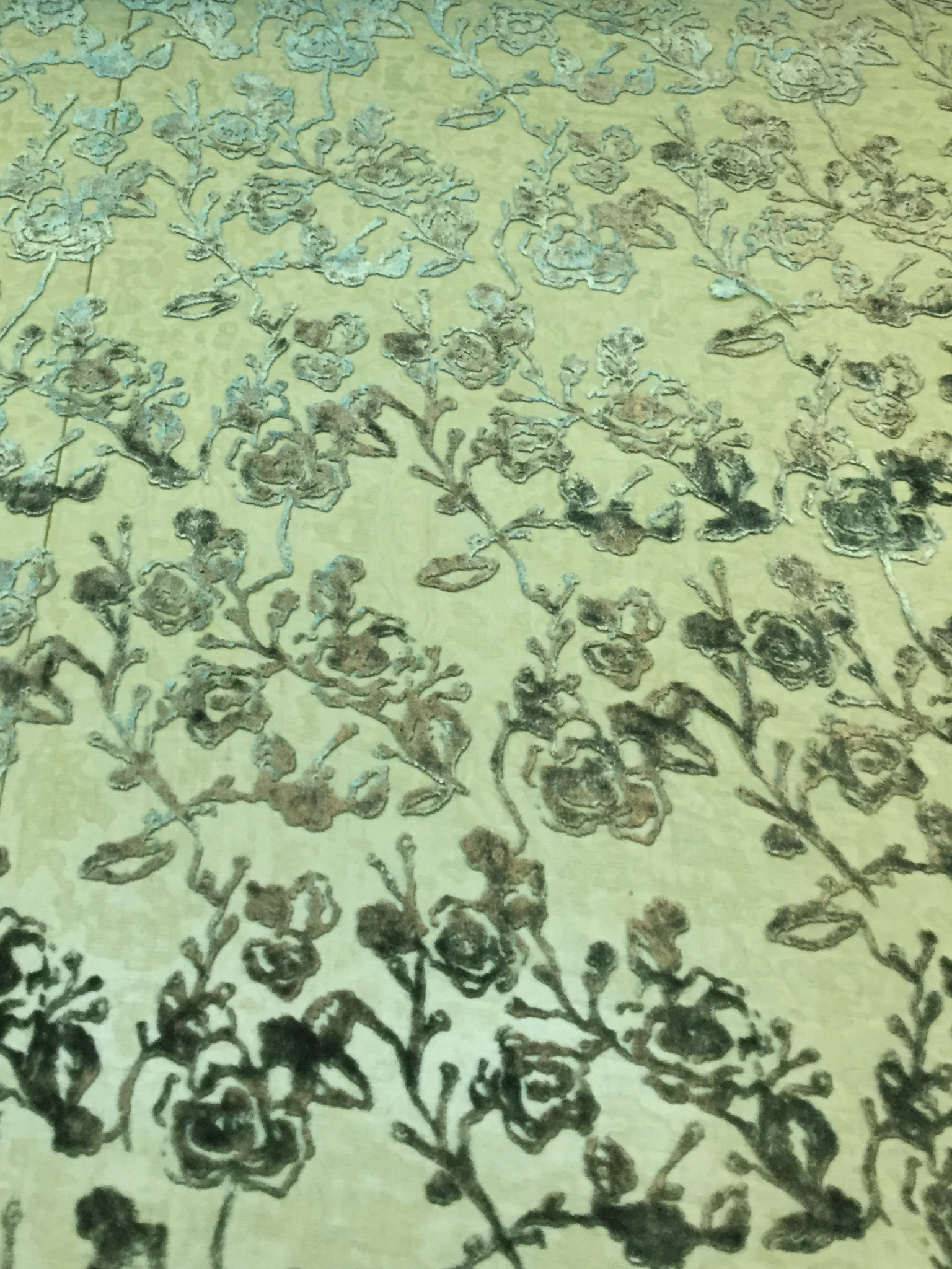 Silk/Rayon Floral Burn-out Velvet in Green