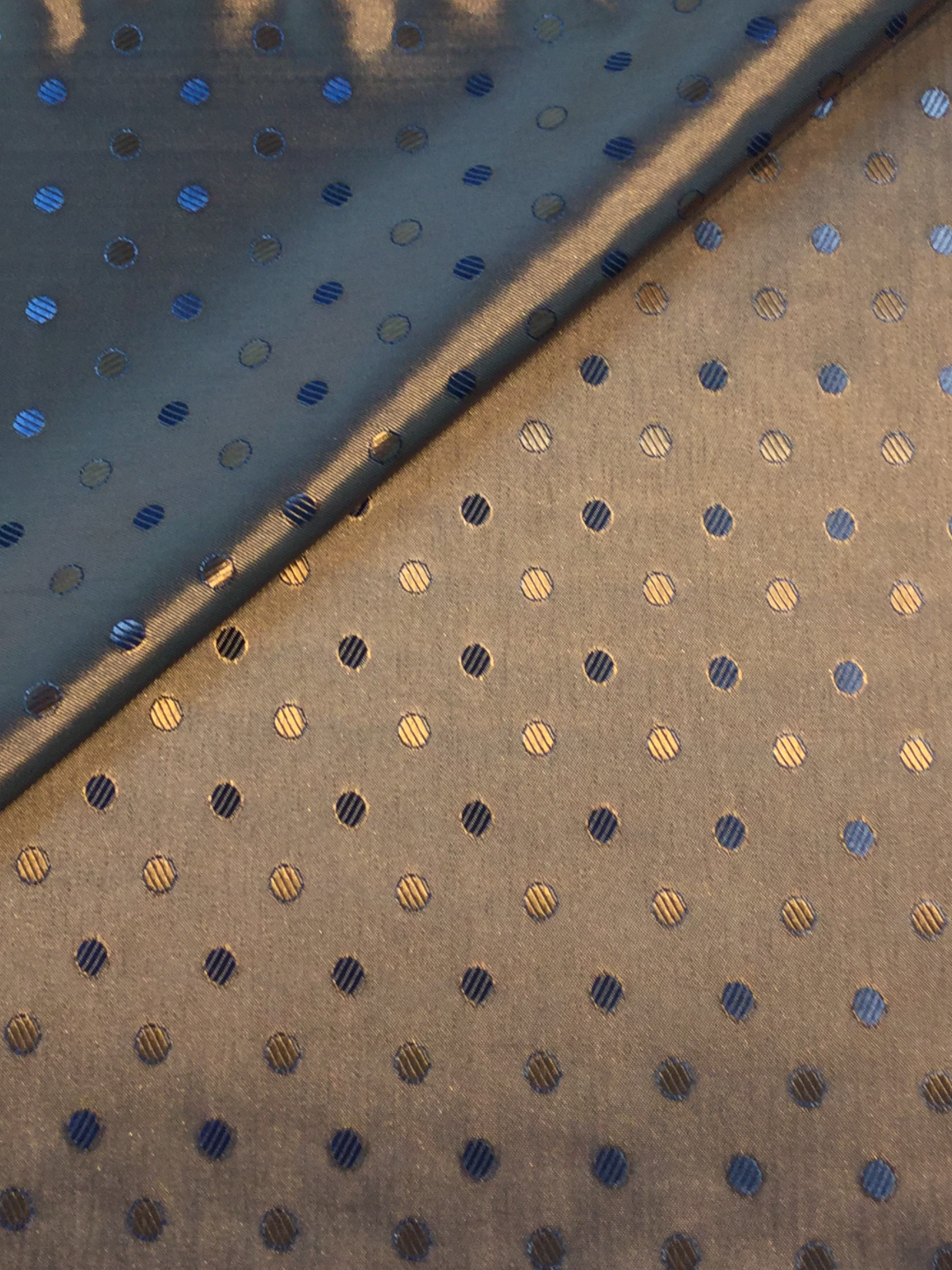 Novelty Jacquard Lining in Vintage Taupe w/ Dots