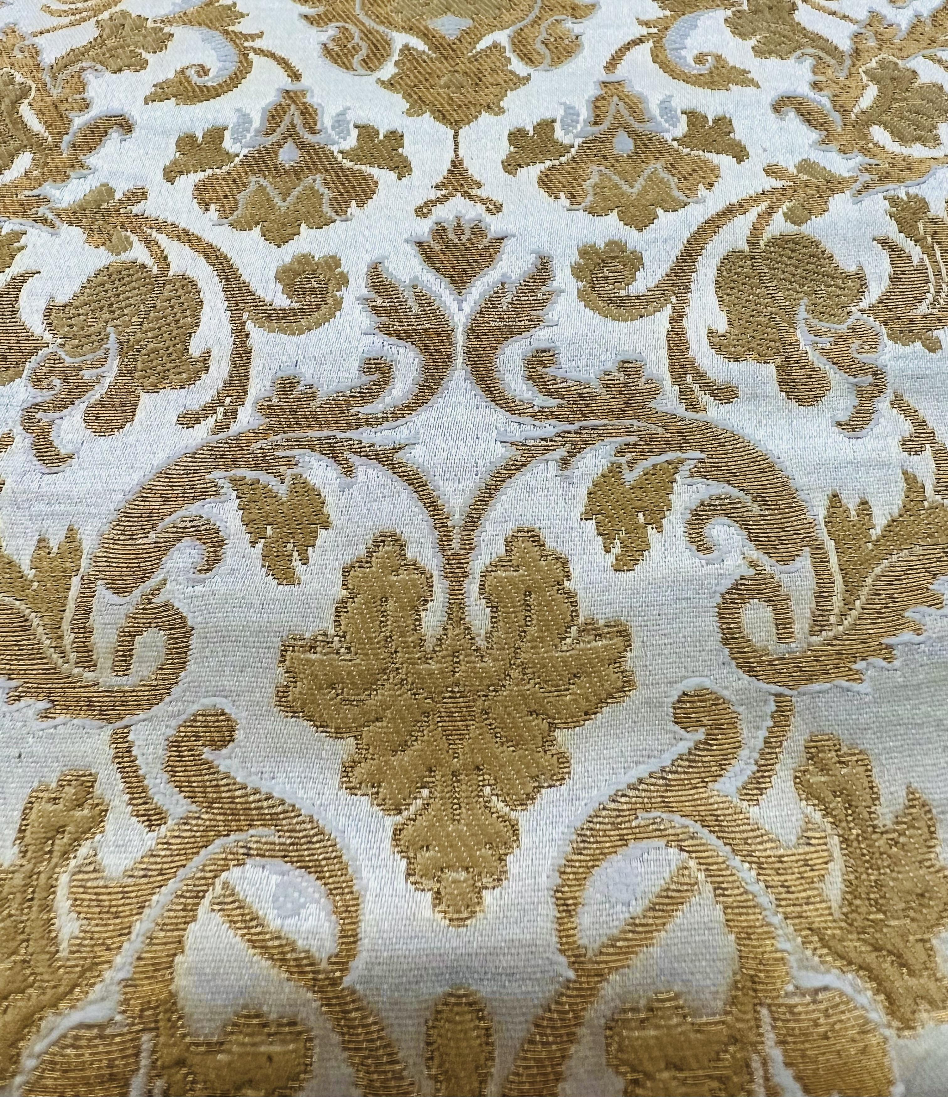 Metallic Brocade in Off White & Gold