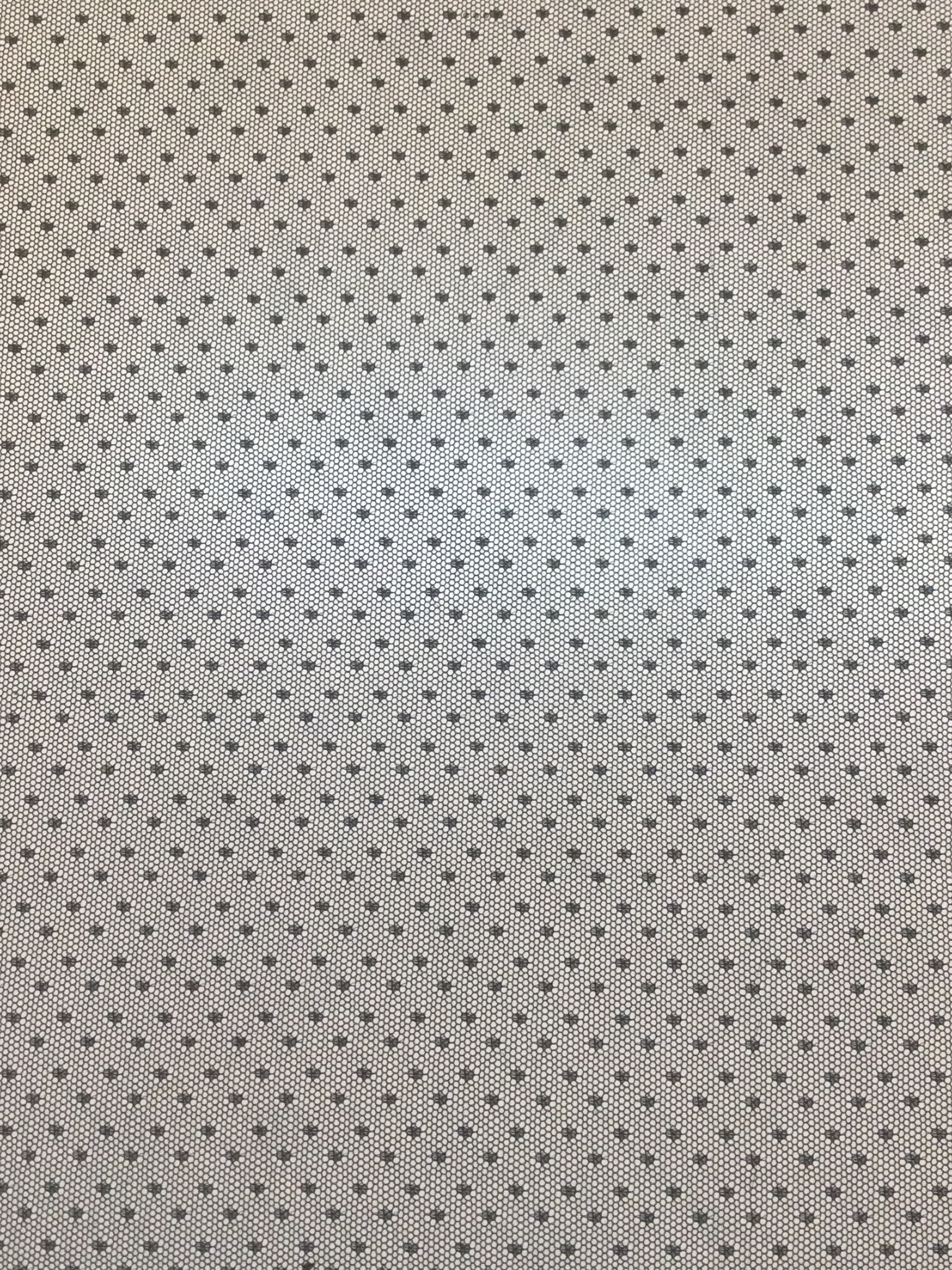 Point dEsprit in Black