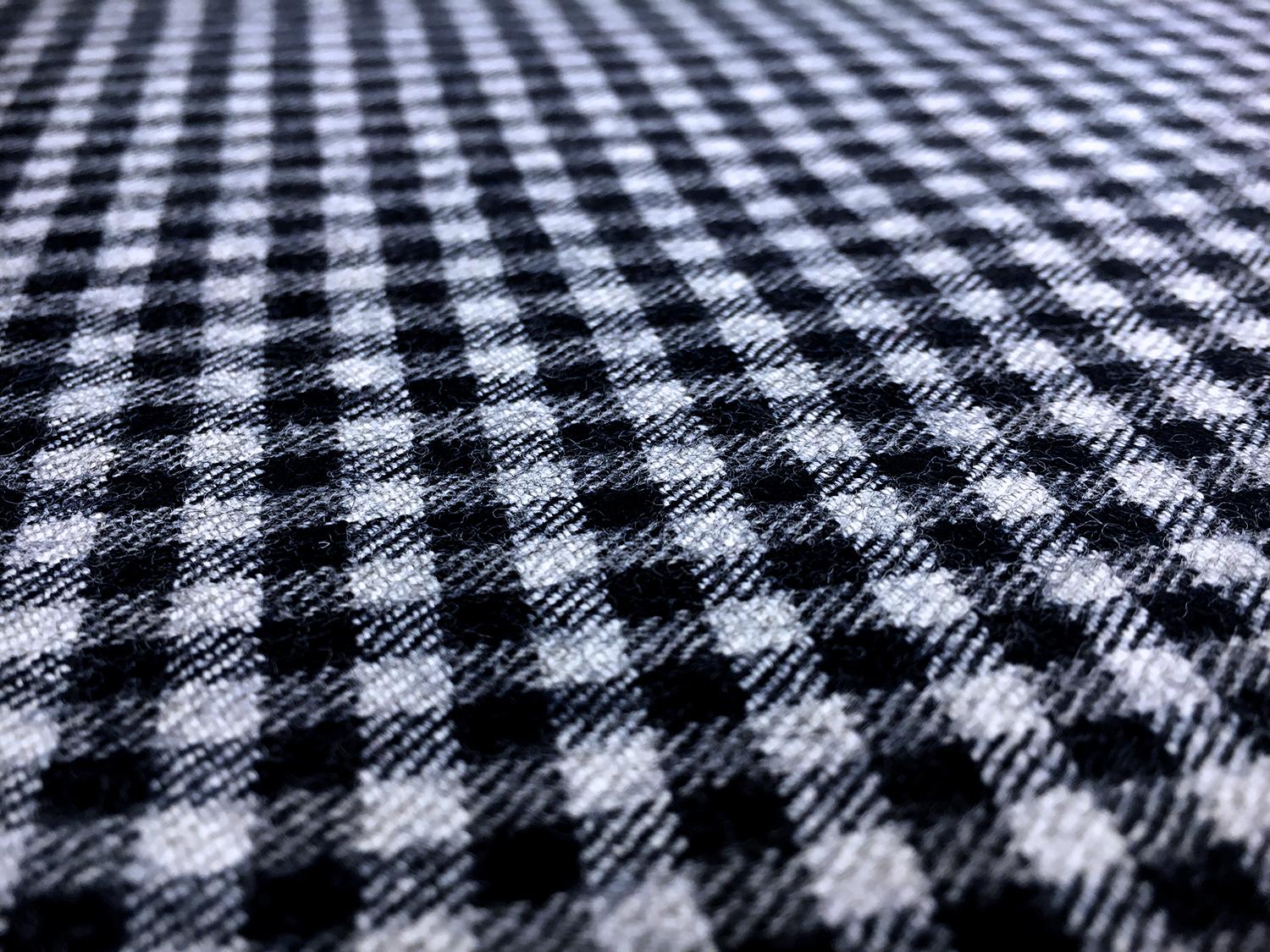 Wool and Lycra Plaid0