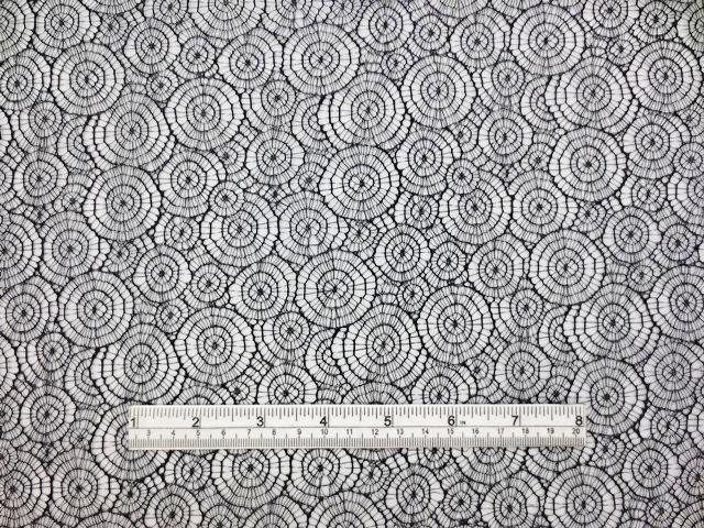 Lurex Chantilly Lace1