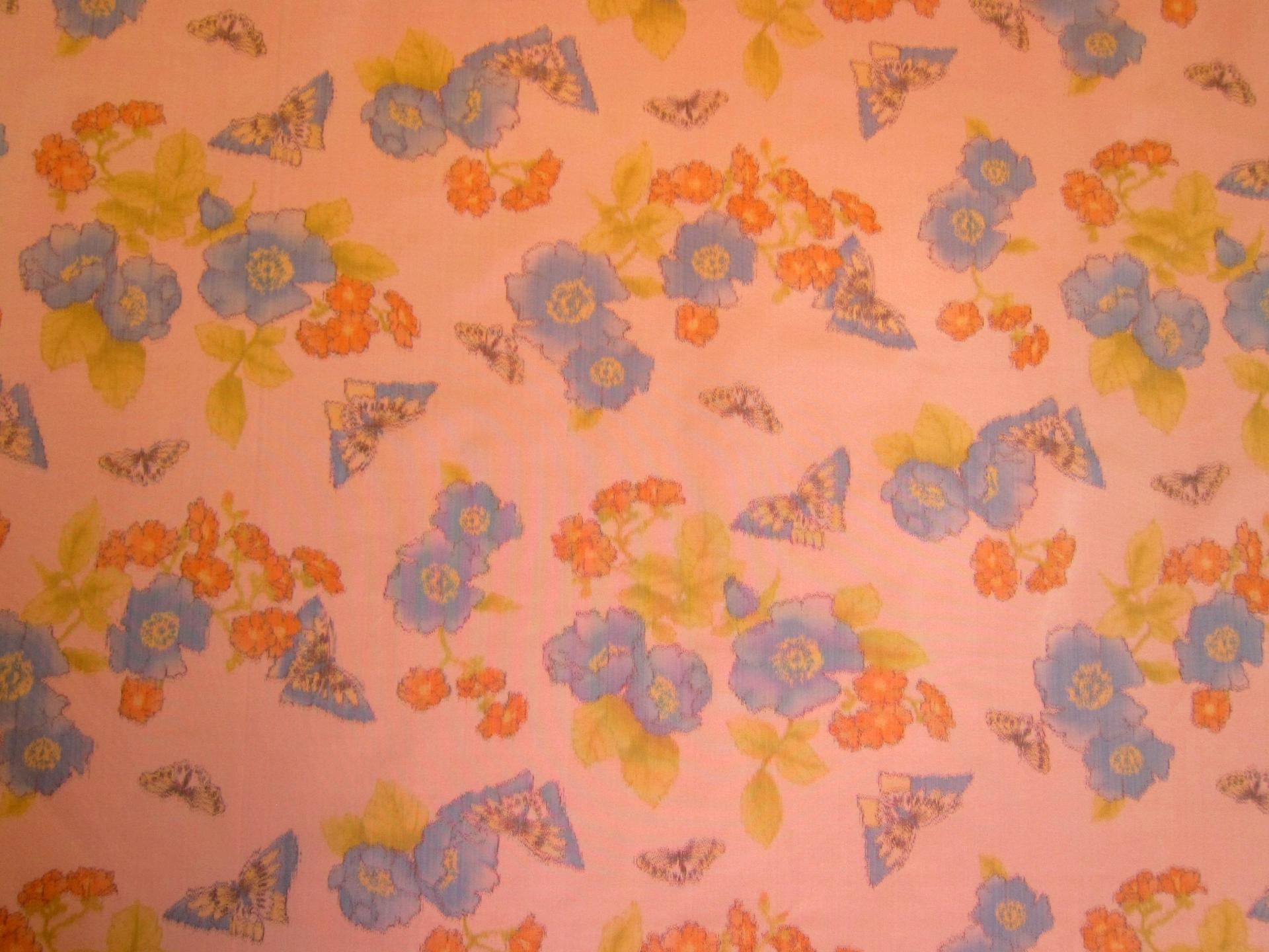 Warp Printed Iridescent Taffeta0