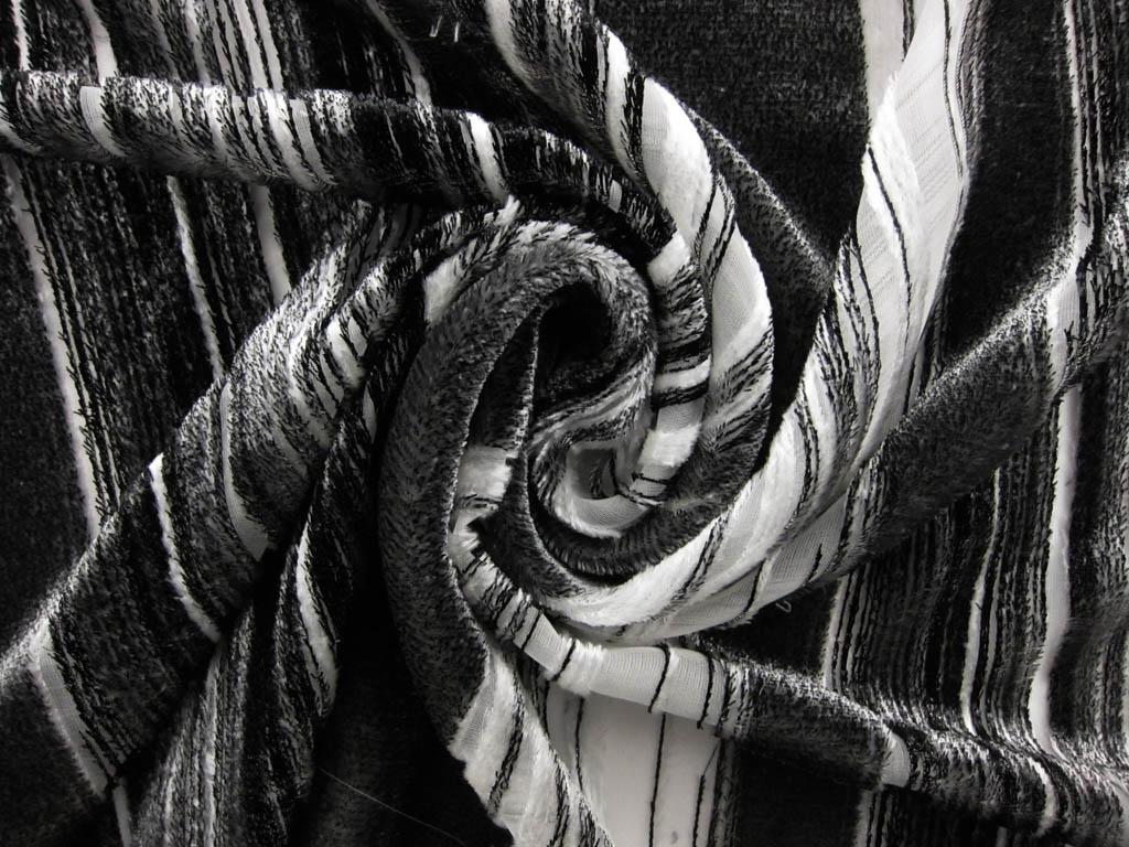 Silk and Lurex Burnout Velvet0