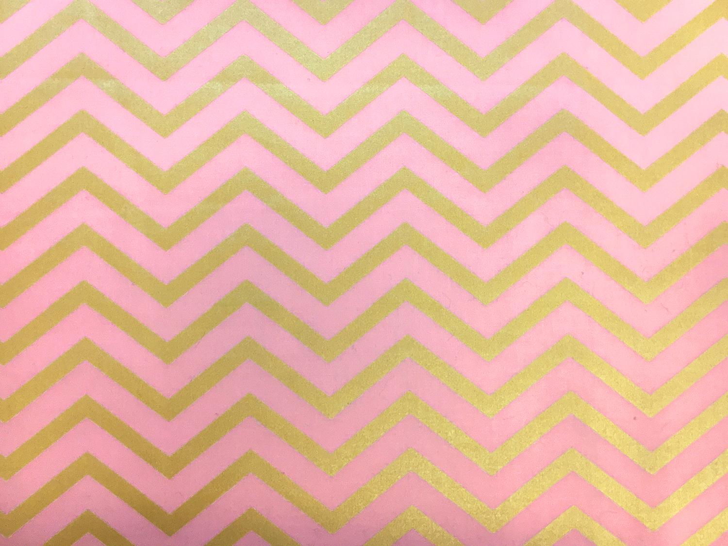 Cotton Broadcloth Metallic Zigzag Print0