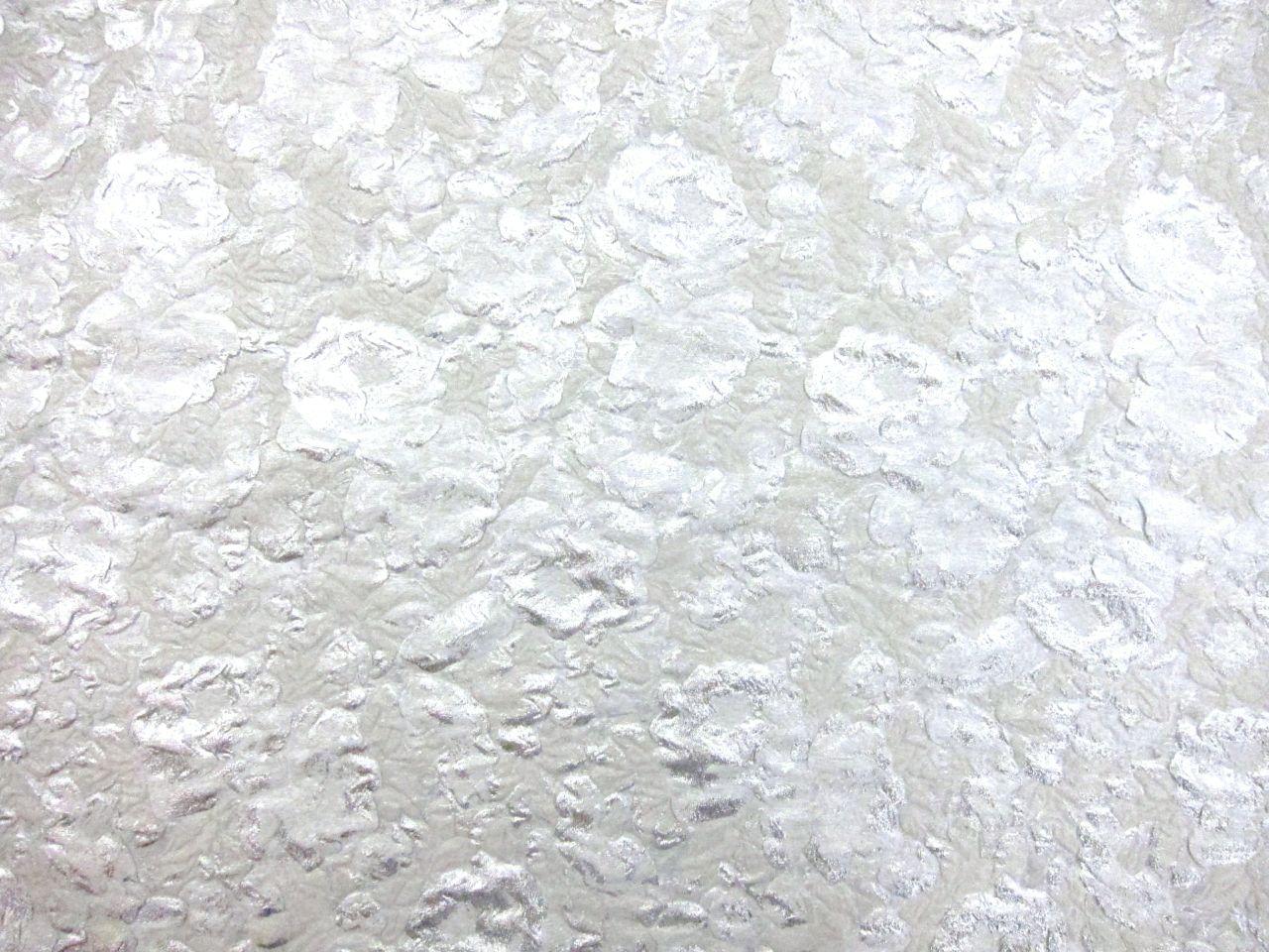 Silk Blend Metallic Cloqué0