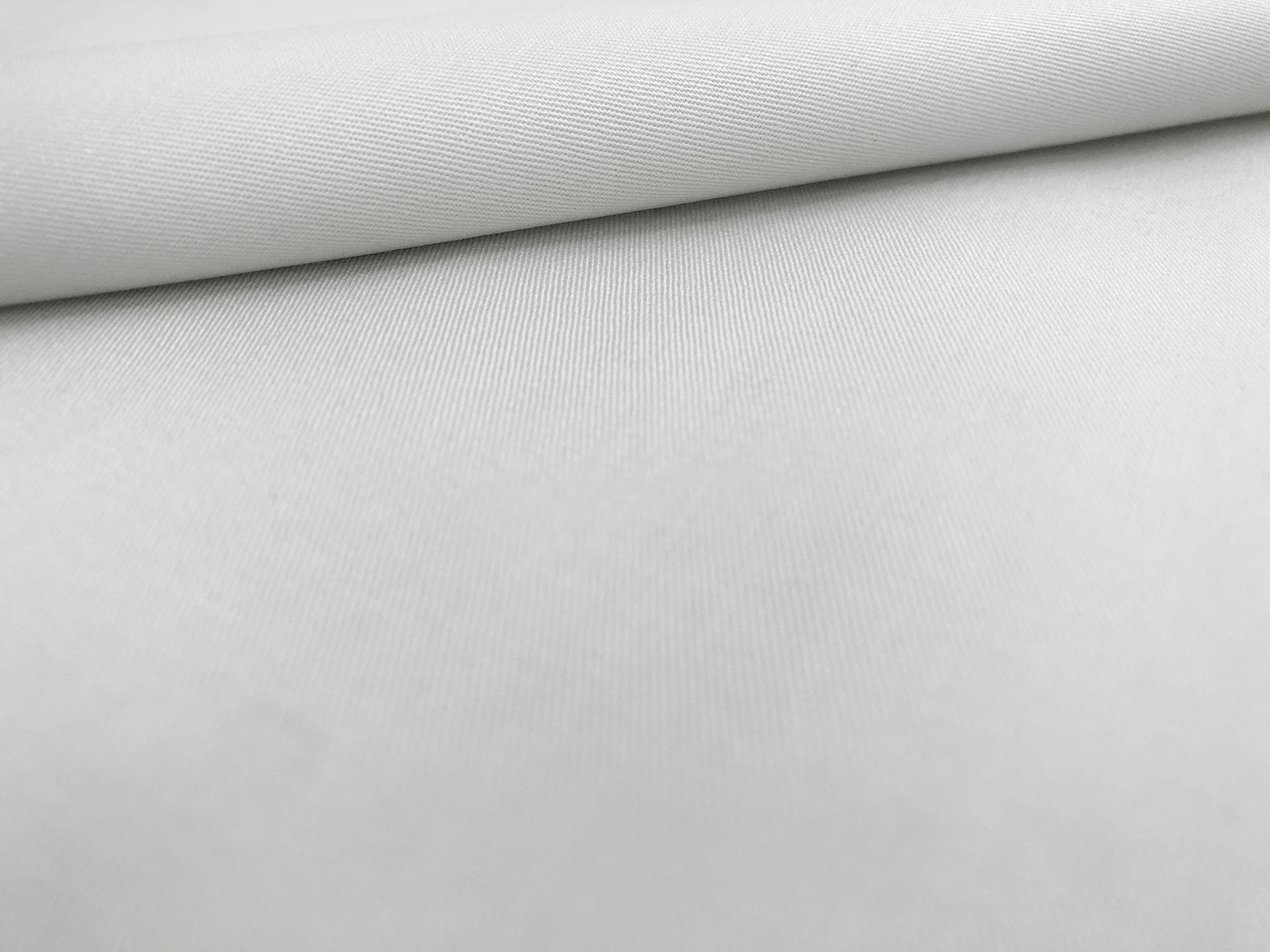 Combed Cotton Fineline Twill in Celadone0
