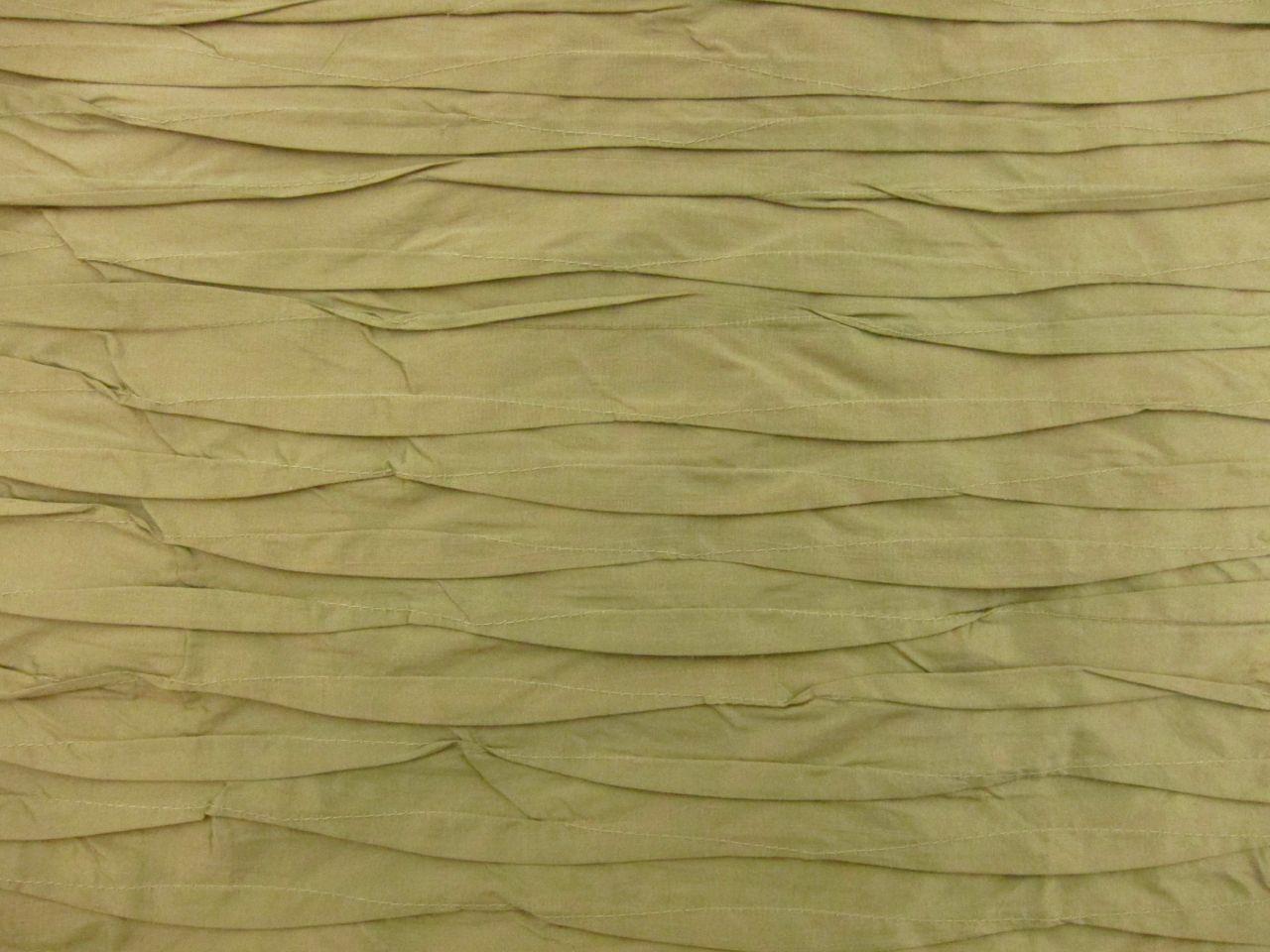 Iridescent Tucked Silk Shantung0