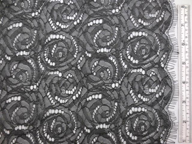 Lurex Chantilly Lace0