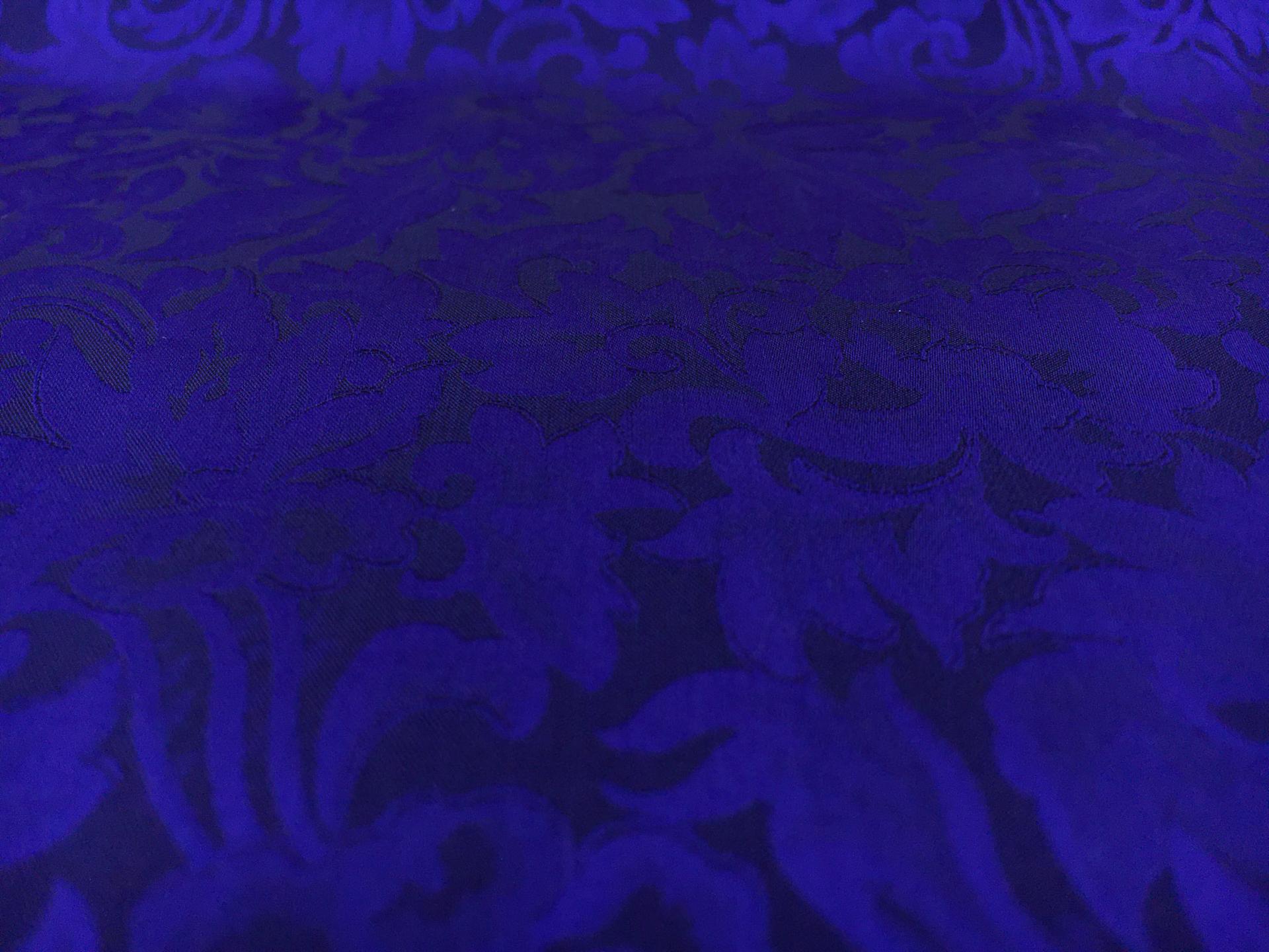 Silk Jacquard0