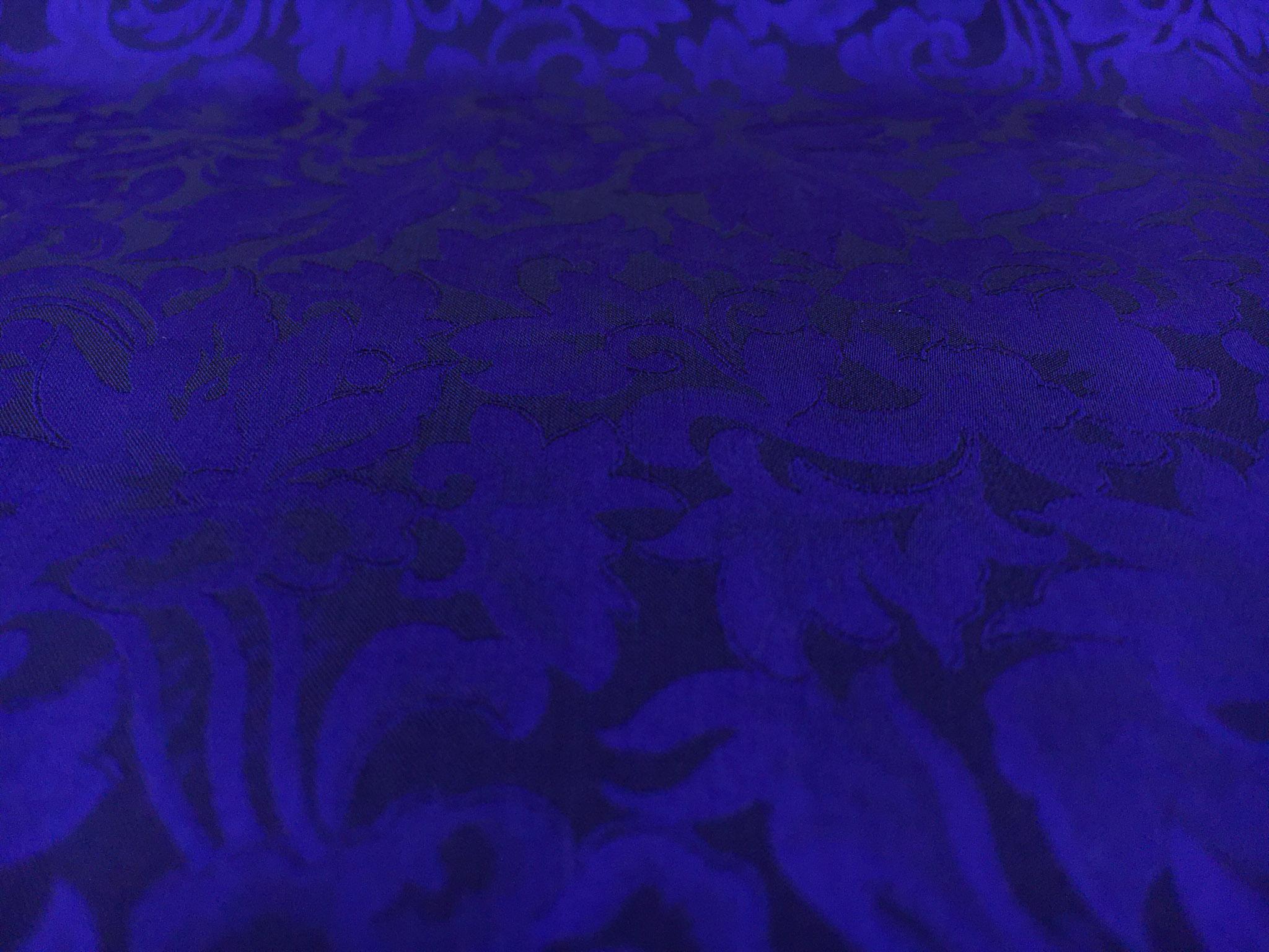 Silk Jacquard0